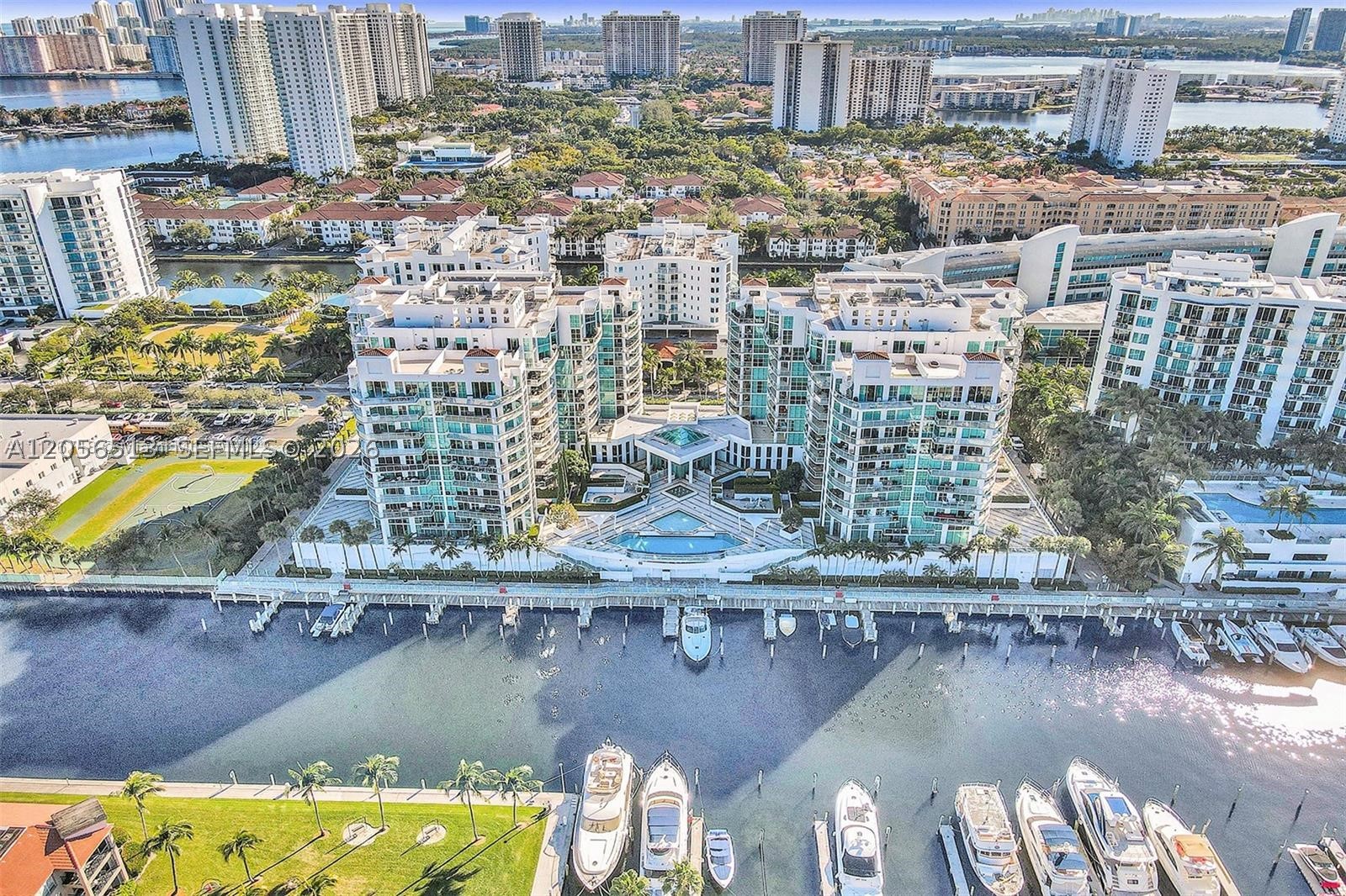 3131 NE 188th St #1-301, Aventura FL 33180