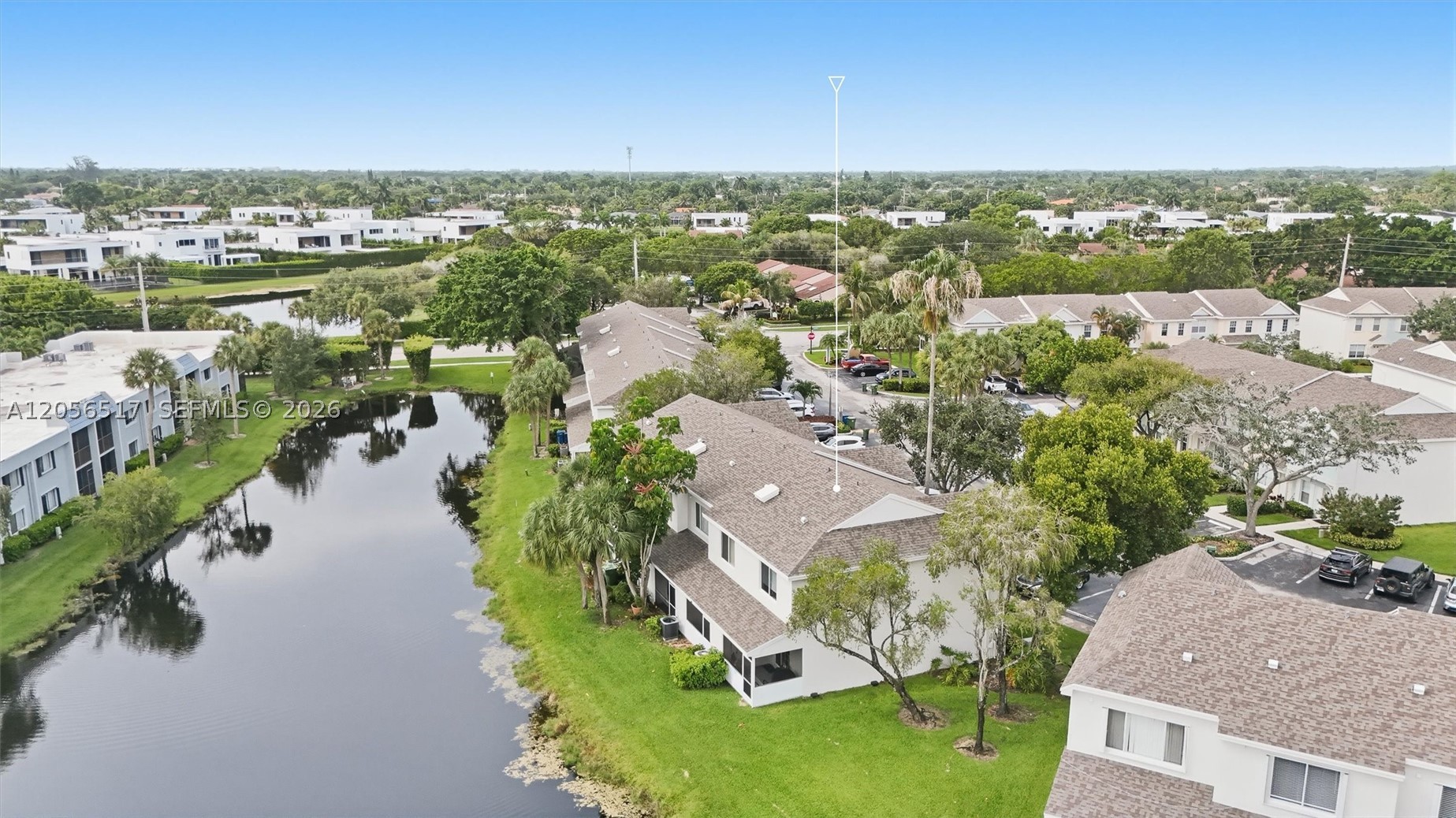16631 Hemingway Dr, Weston FL 33326