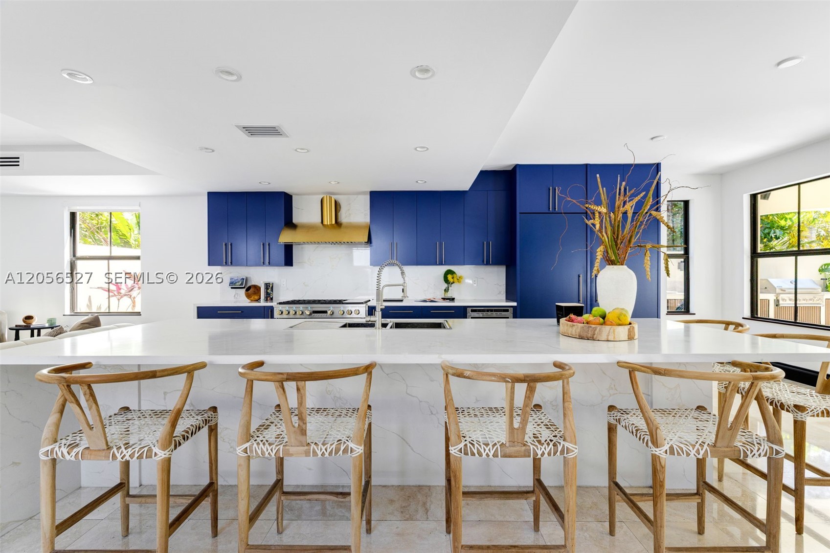 3020 Mcdonald St #22, Miami FL 33133