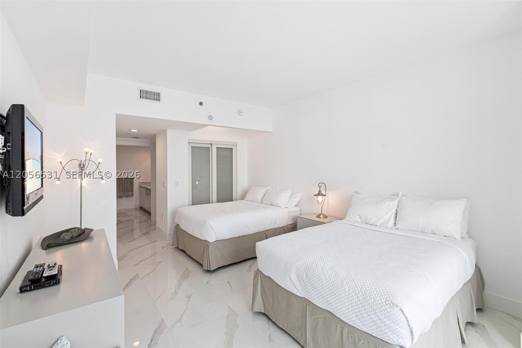 950 Brickell Bay Dr #2210, Miami FL 33131