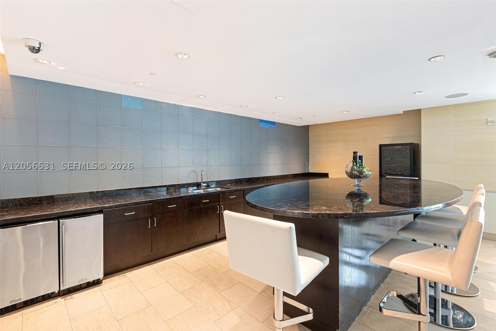 950 Brickell Bay Dr #2210, Miami FL 33131