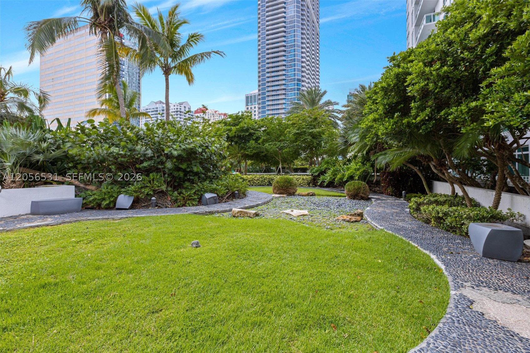 950 Brickell Bay Dr #2210, Miami FL 33131
