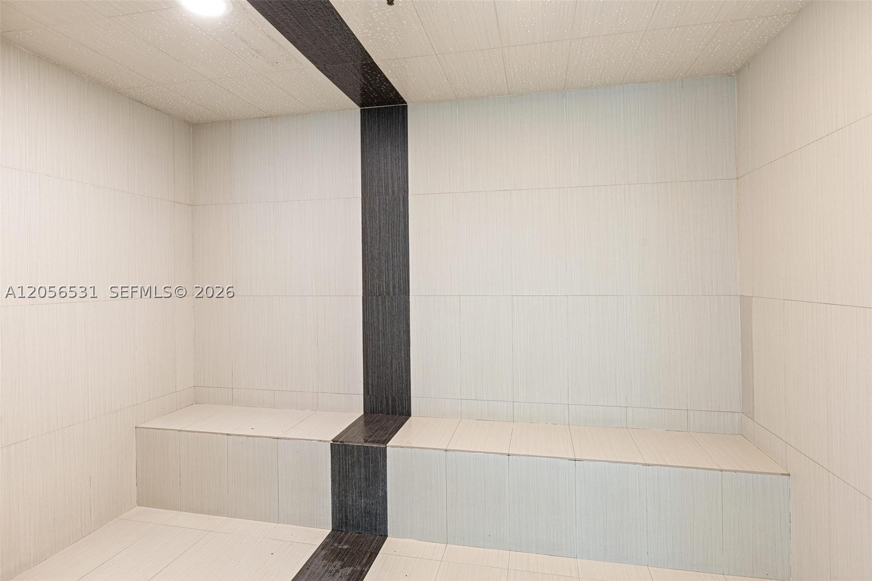 950 Brickell Bay Dr #2210, Miami FL 33131