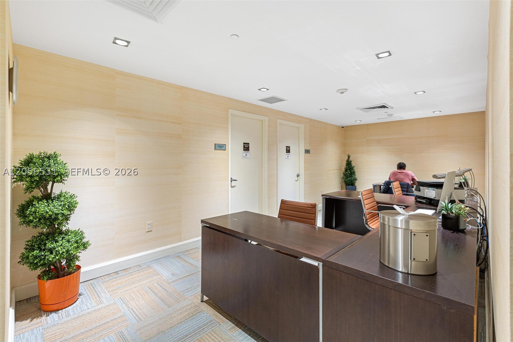 950 Brickell Bay Dr #2210, Miami FL 33131