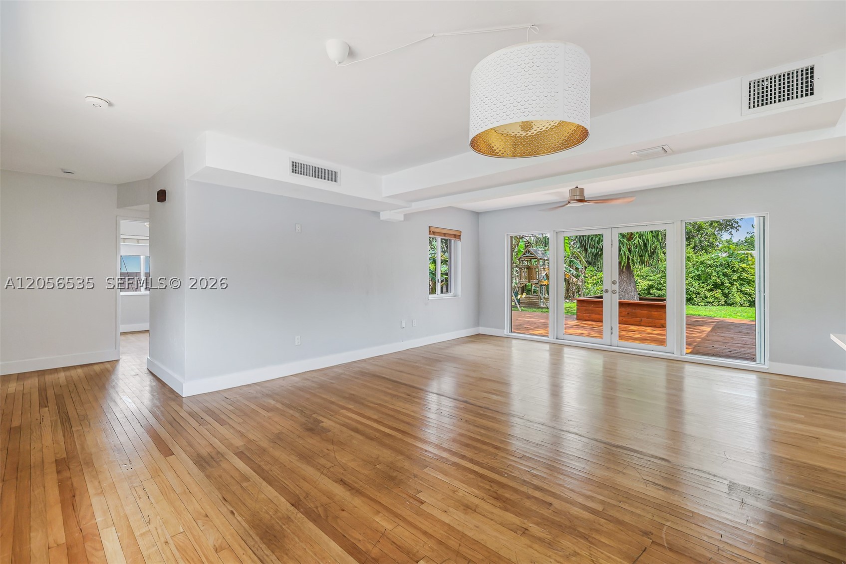 1012 NE 116th St, Biscayne Park FL 33161