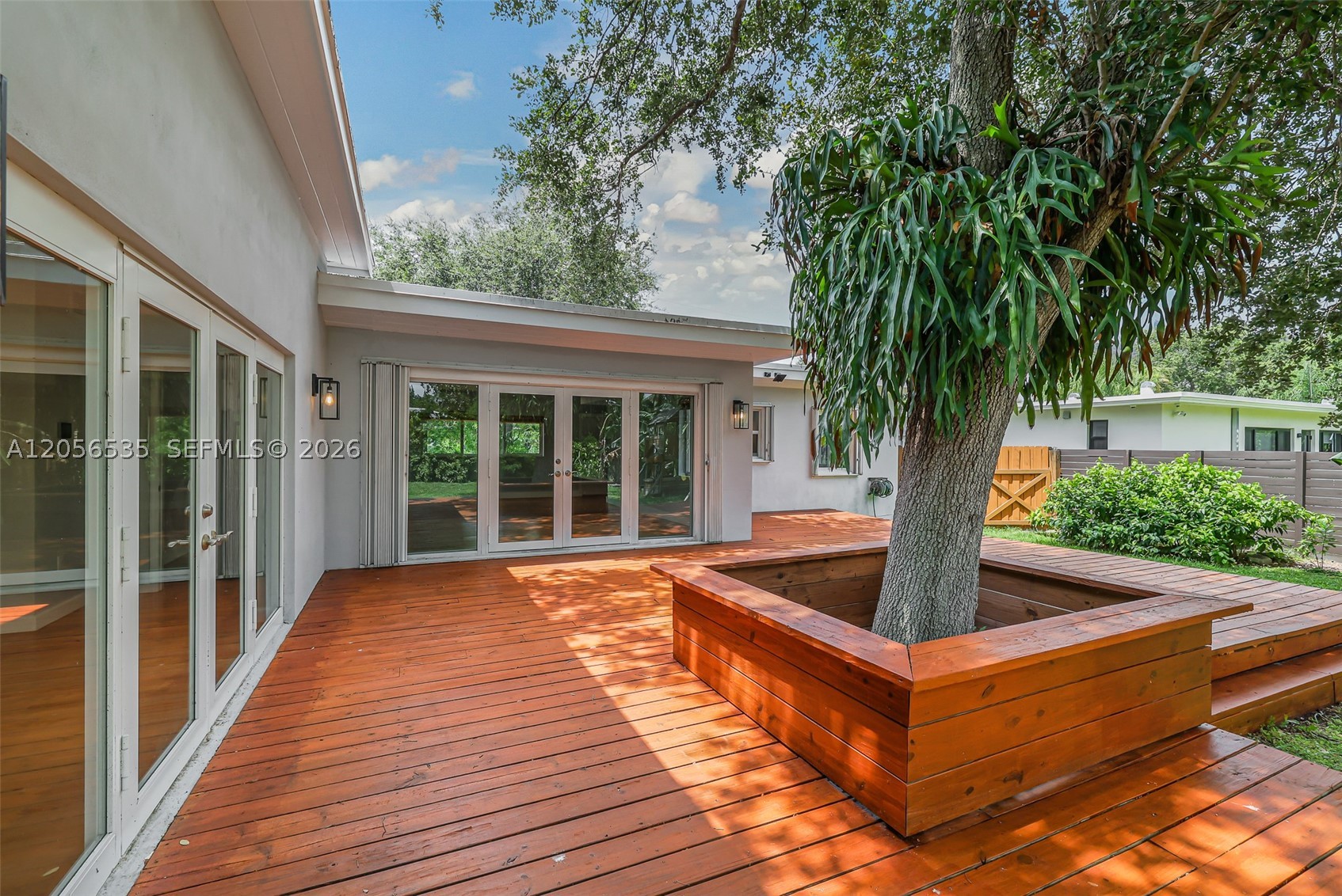 1012 NE 116th St, Biscayne Park FL 33161