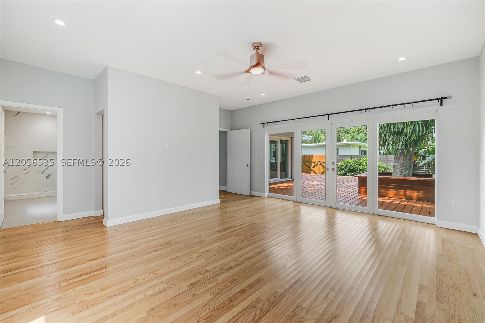 1012 NE 116th St, Biscayne Park FL 33161