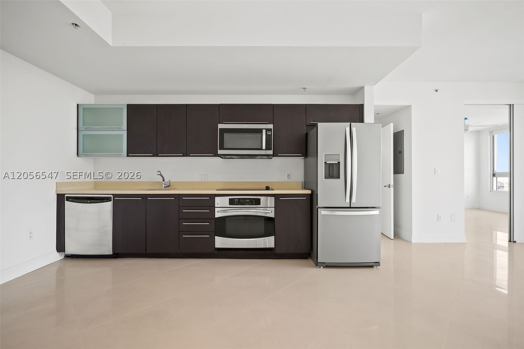 90 SW 3rd St #1608, Miami FL 33130