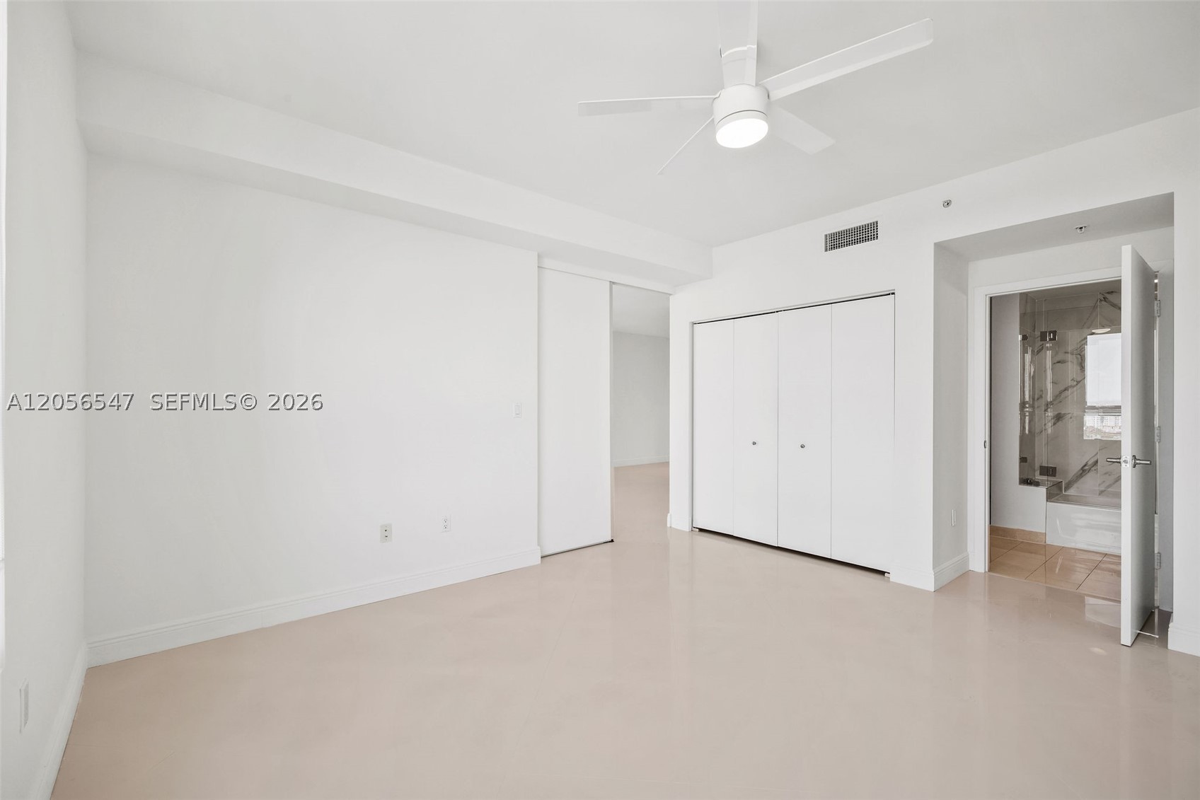 90 SW 3rd St #1608, Miami FL 33130
