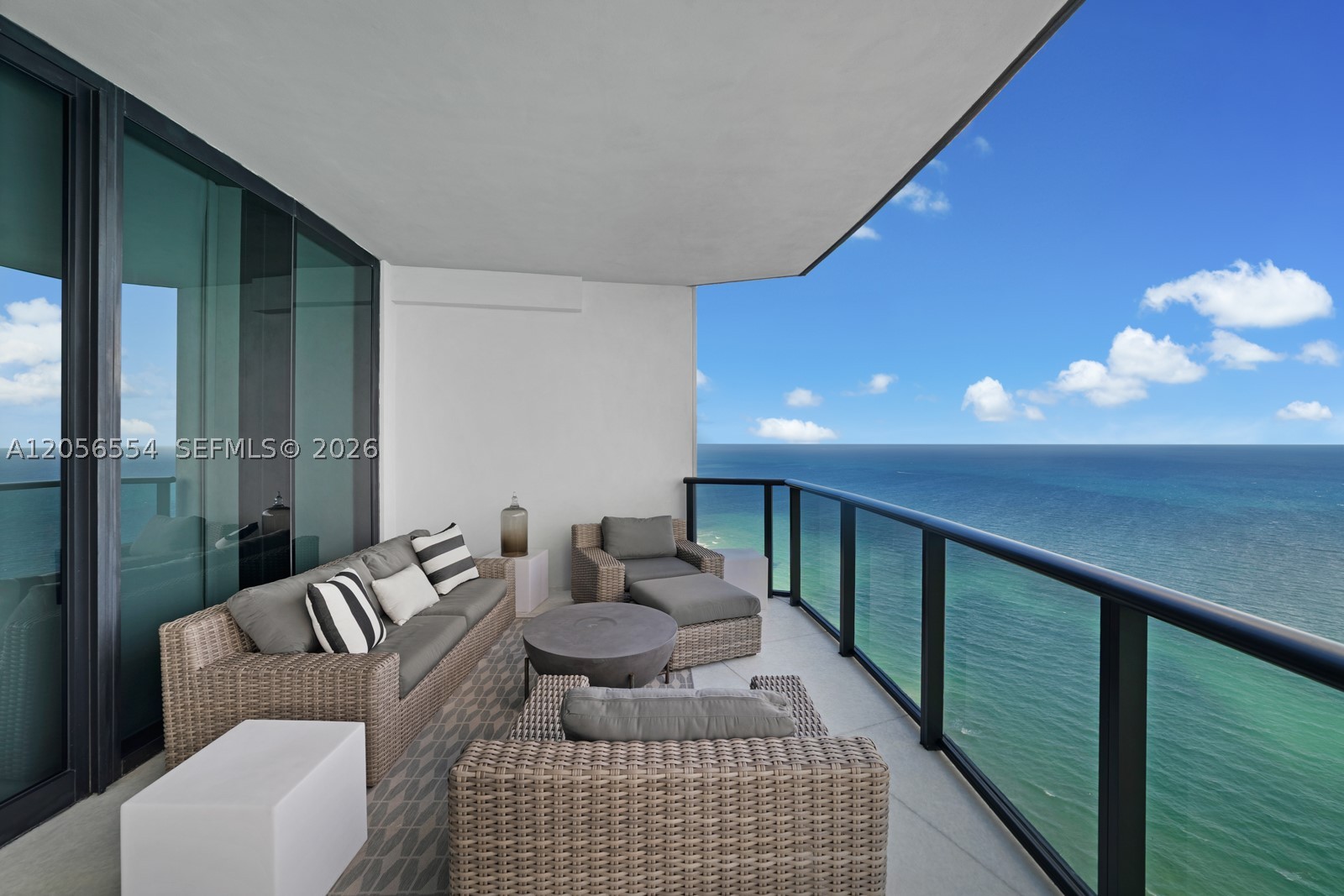 18555 Collins Ave #5201, Sunny Isles Beach FL 33160