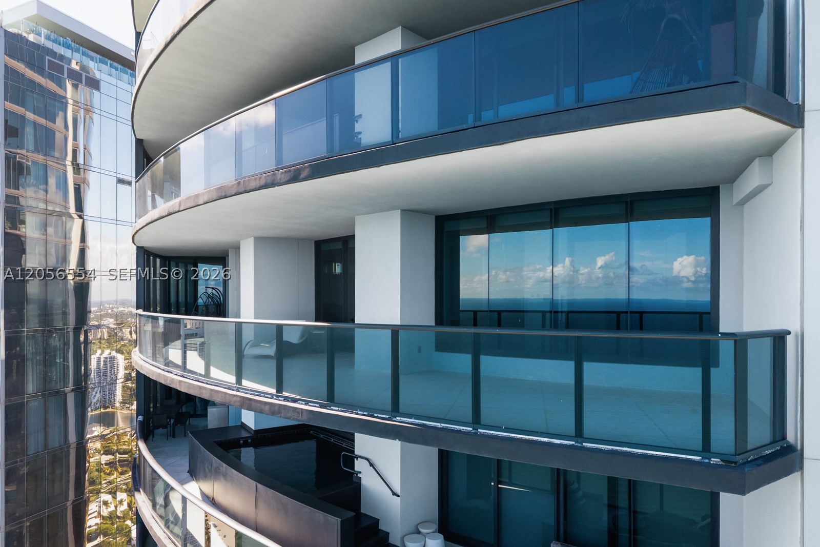 18555 Collins Ave #5201, Sunny Isles Beach FL 33160