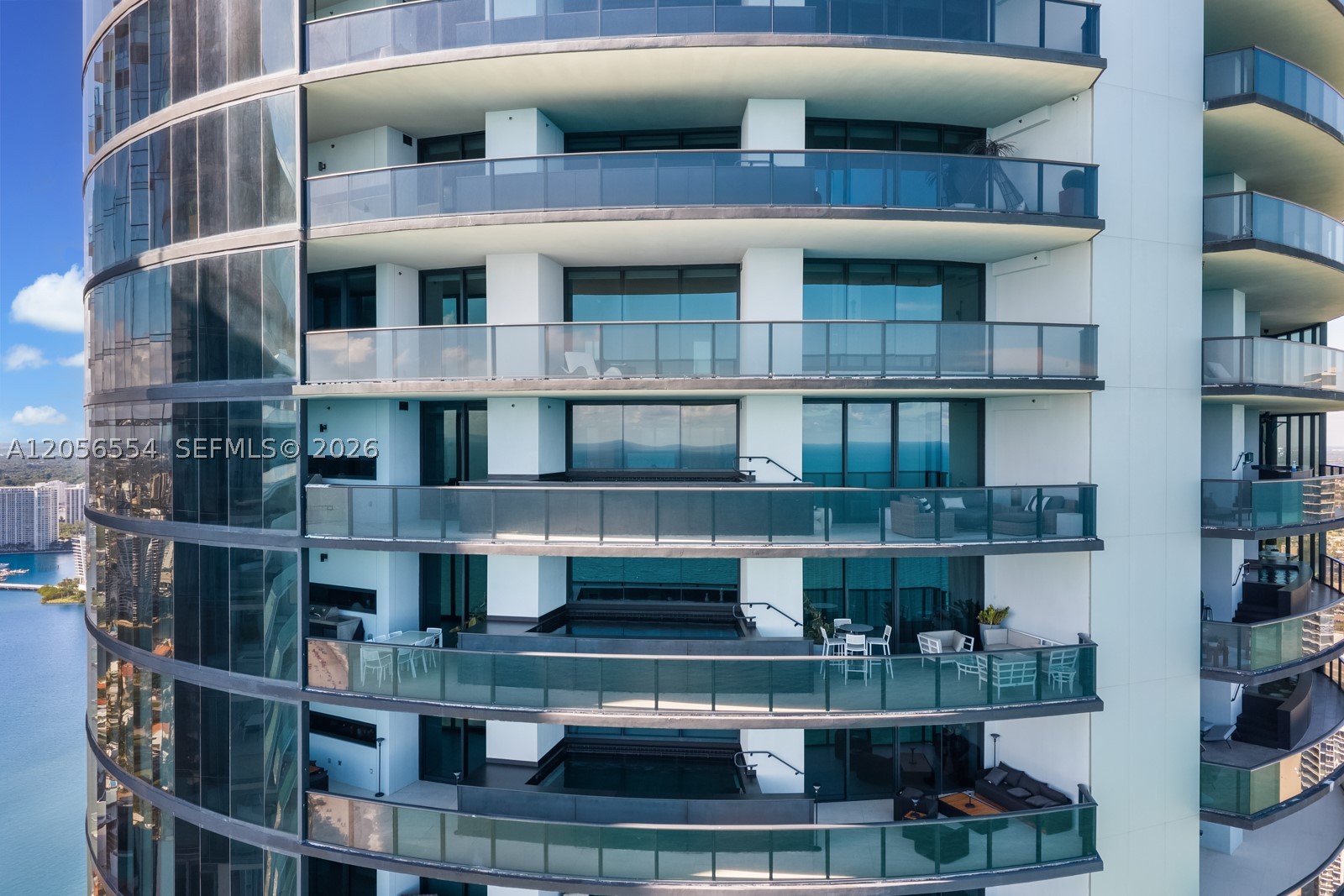 18555 Collins Ave #5201, Sunny Isles Beach FL 33160
