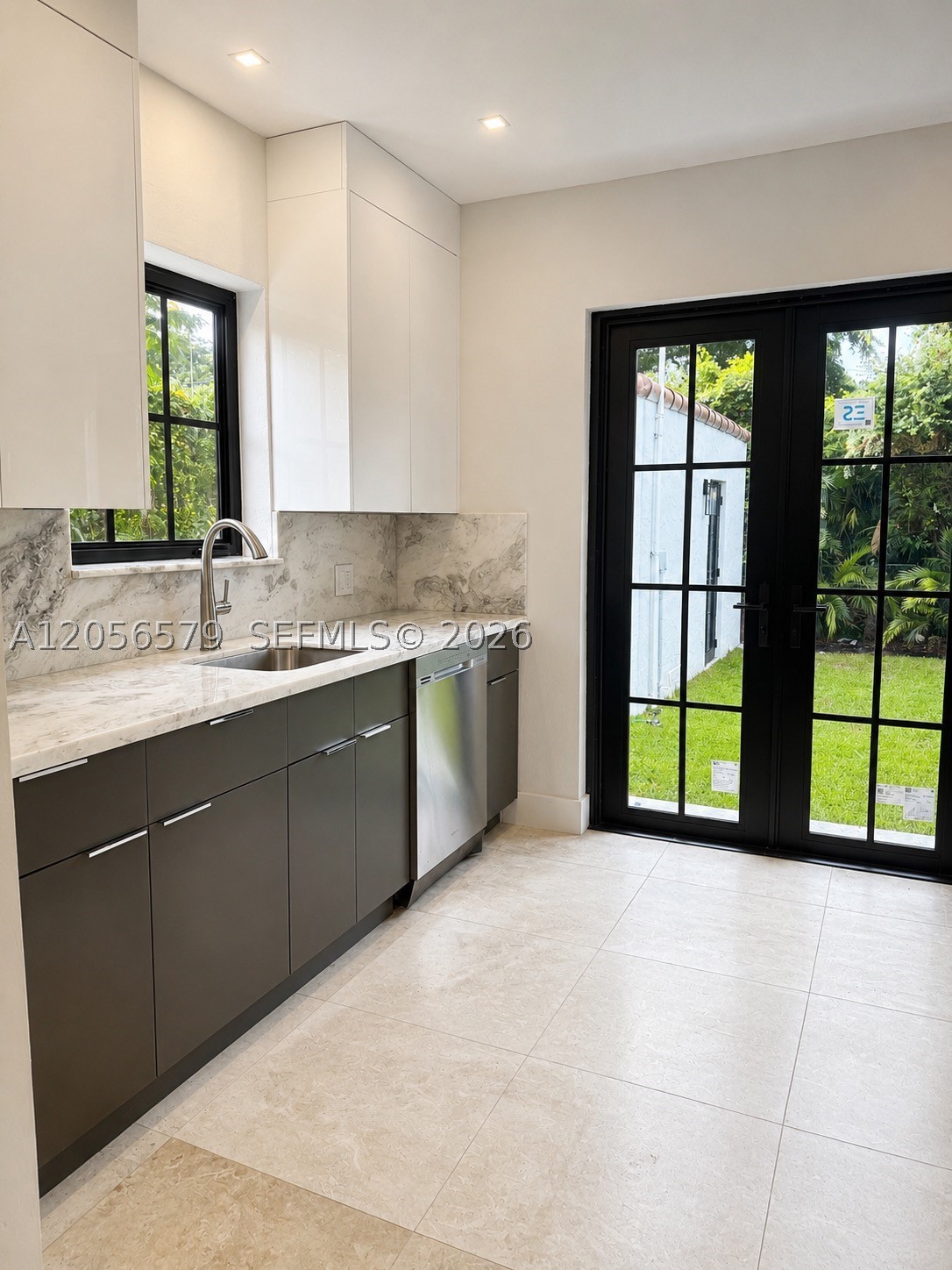 1213 Aguila Ave, Coral Gables FL 33134