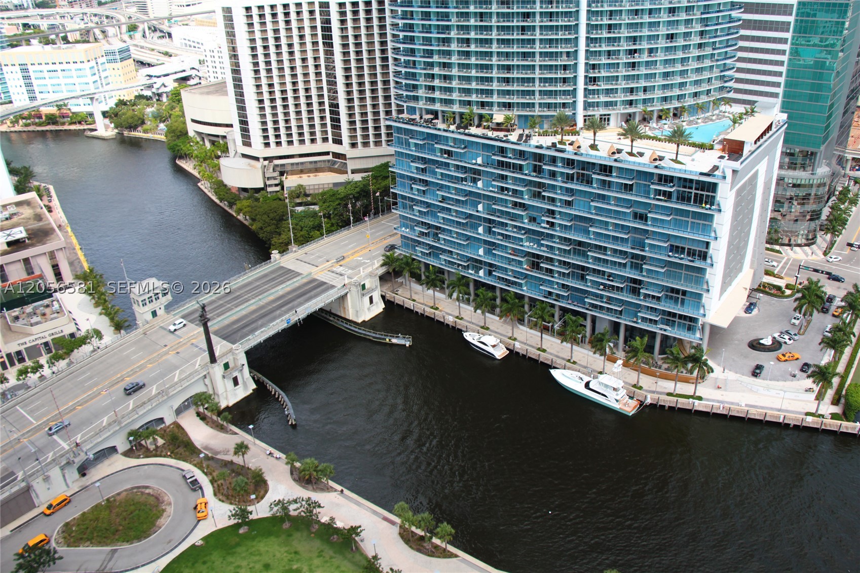 465 BRICKELL AV #3006, Miami FL 33131