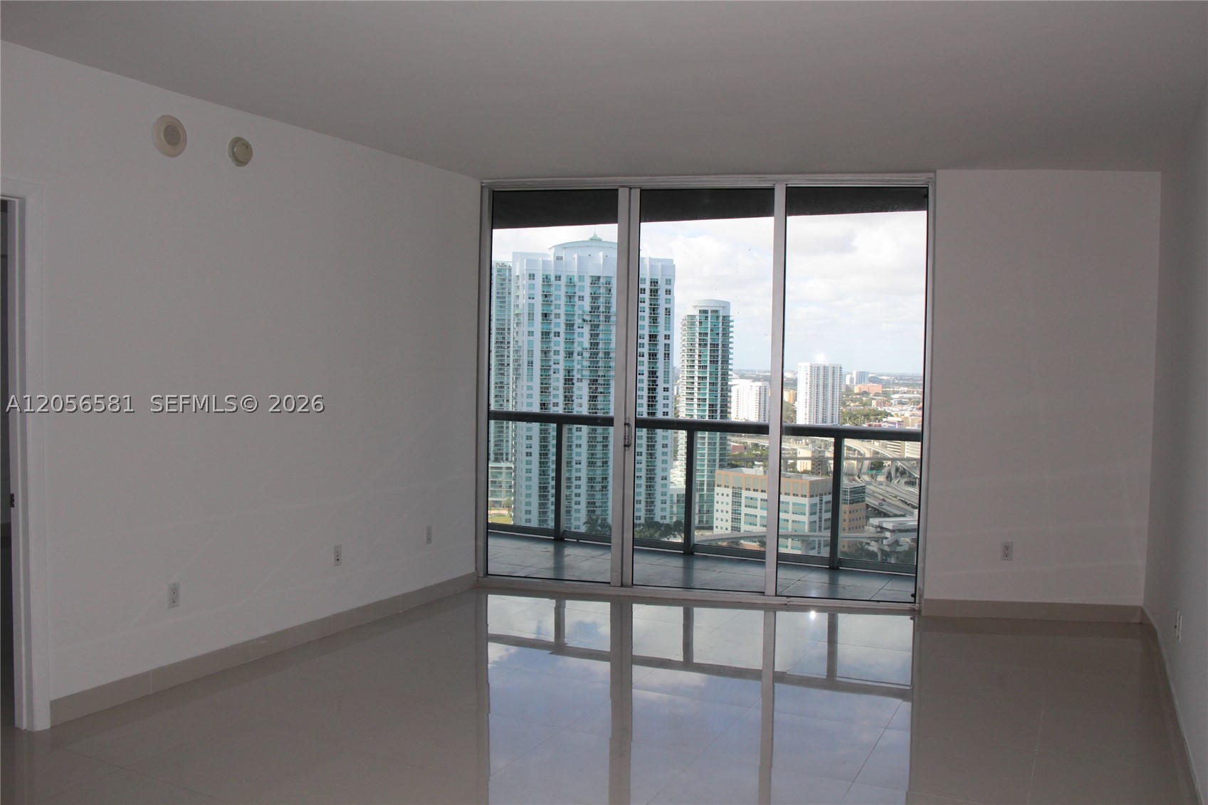465 BRICKELL AV #3006, Miami FL 33131