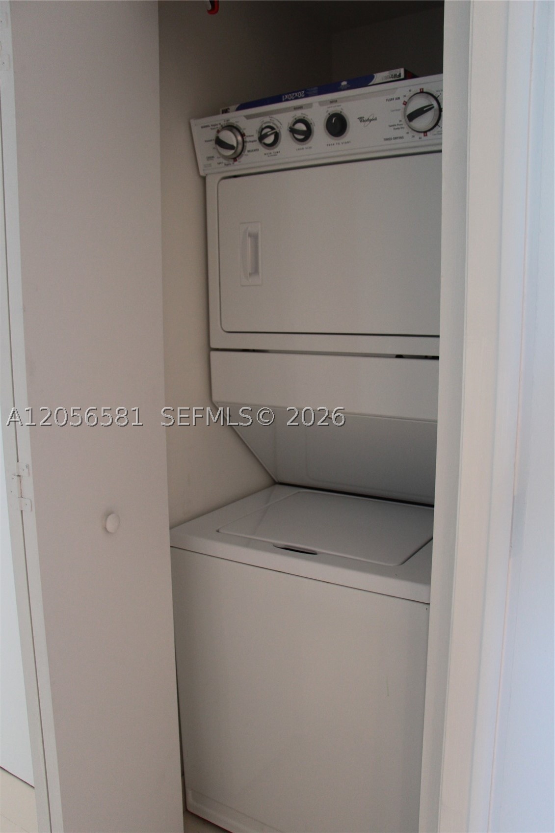 465 BRICKELL AV #3006, Miami FL 33131