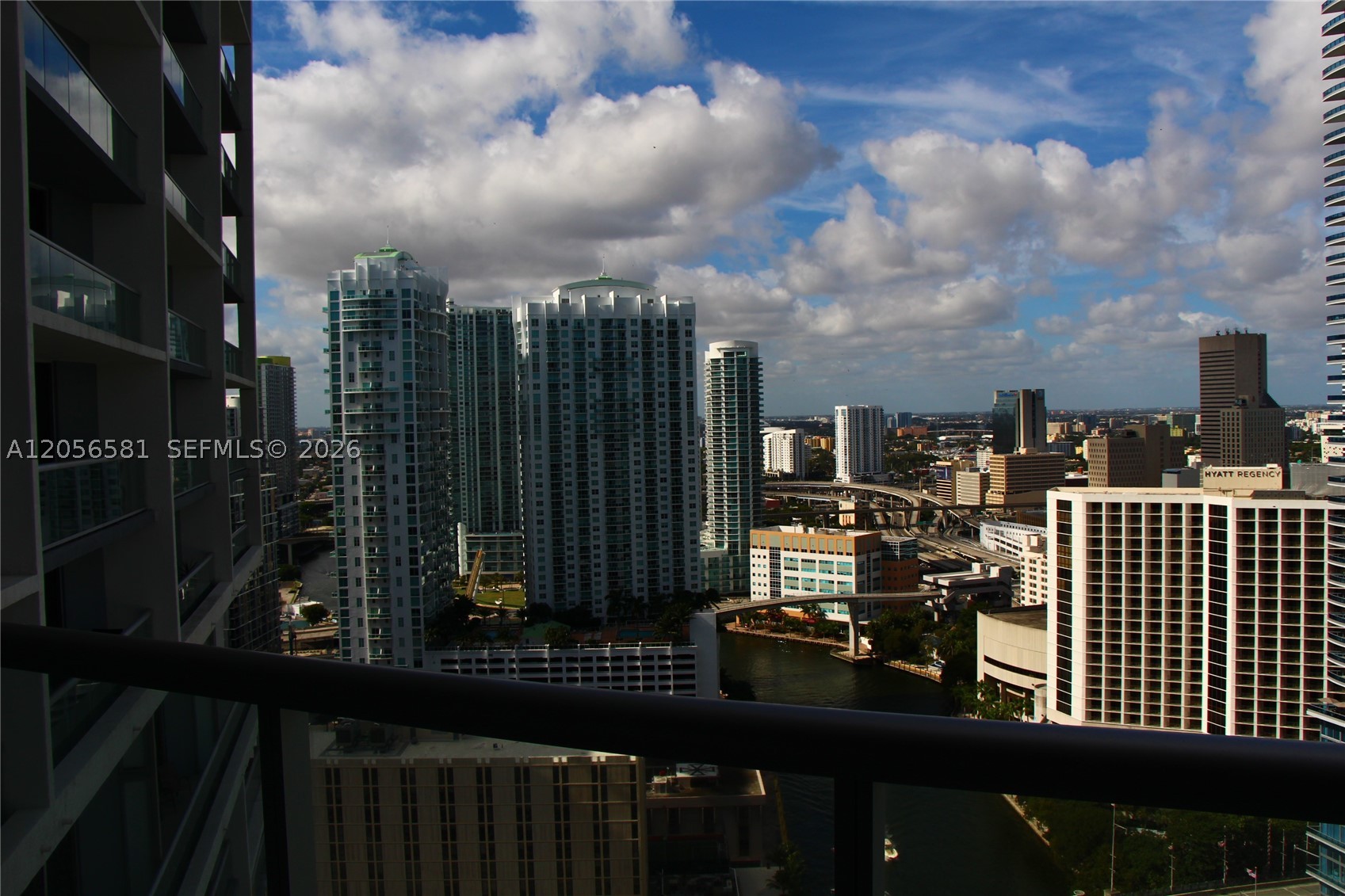 465 BRICKELL AV #3006, Miami FL 33131
