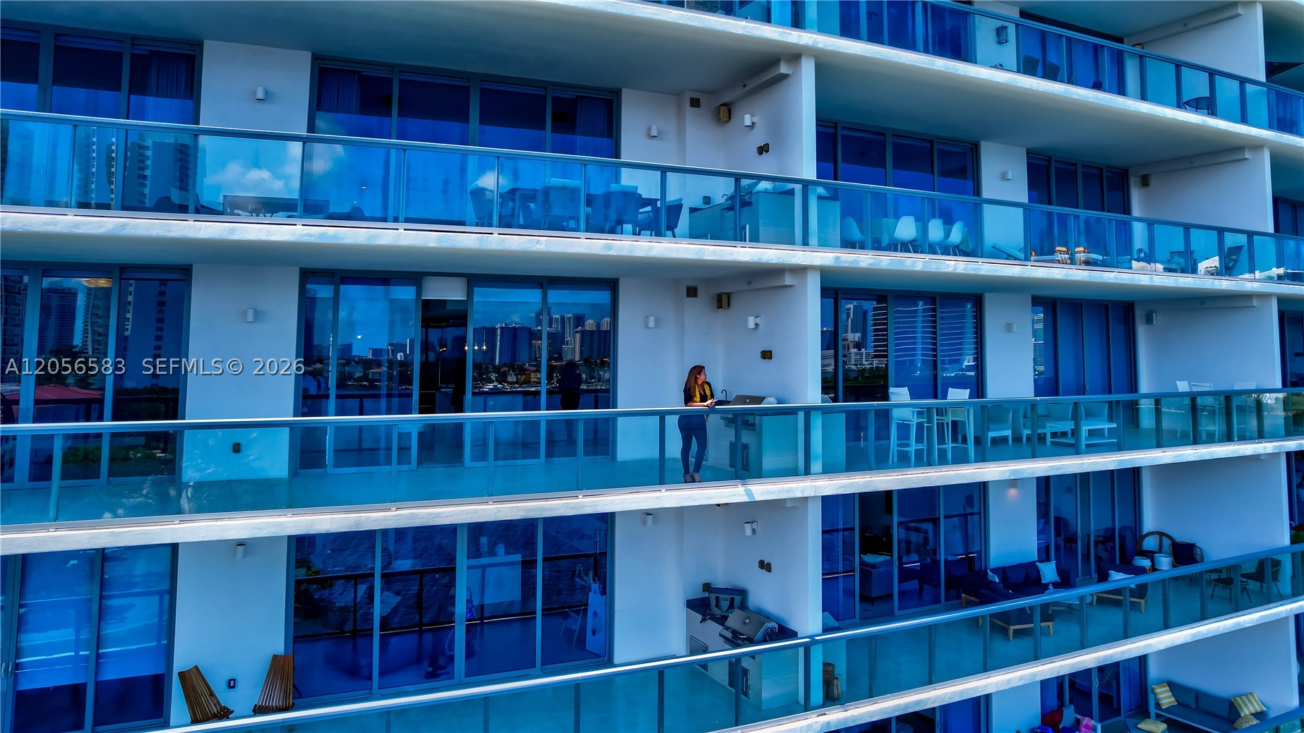 3300 NE 188 St. #611, Aventura FL 33180