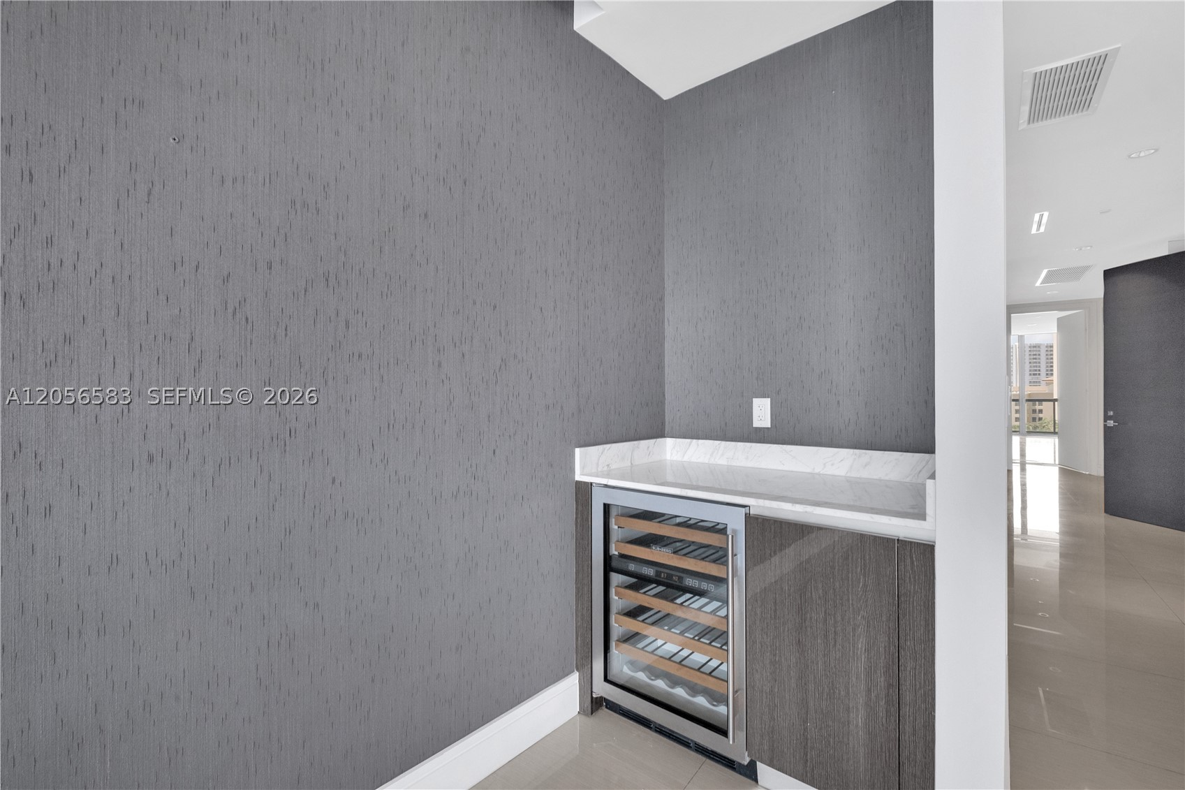 3300 NE 188 St. #611, Aventura FL 33180