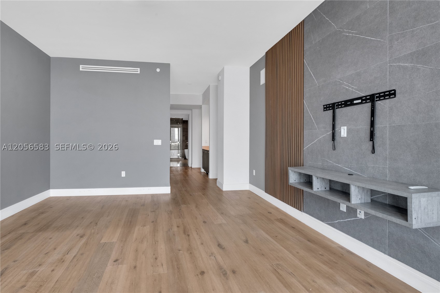 3300 NE 188 St. #611, Aventura FL 33180