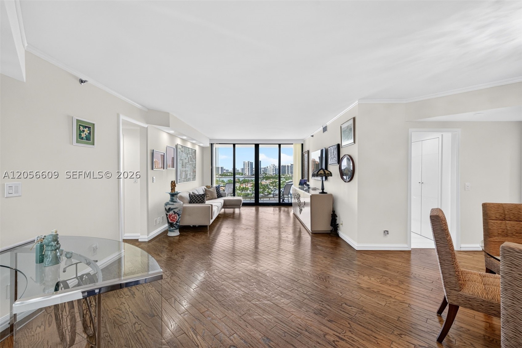 2800 Island Blvd #1005, Aventura FL 33160