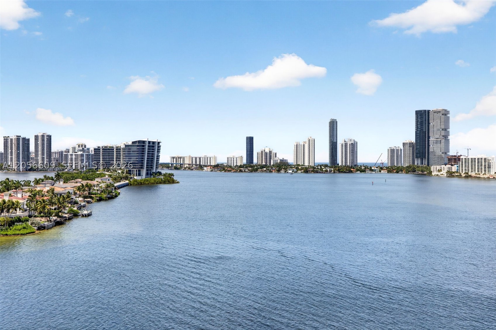 2800 Island Blvd #1005, Aventura FL 33160