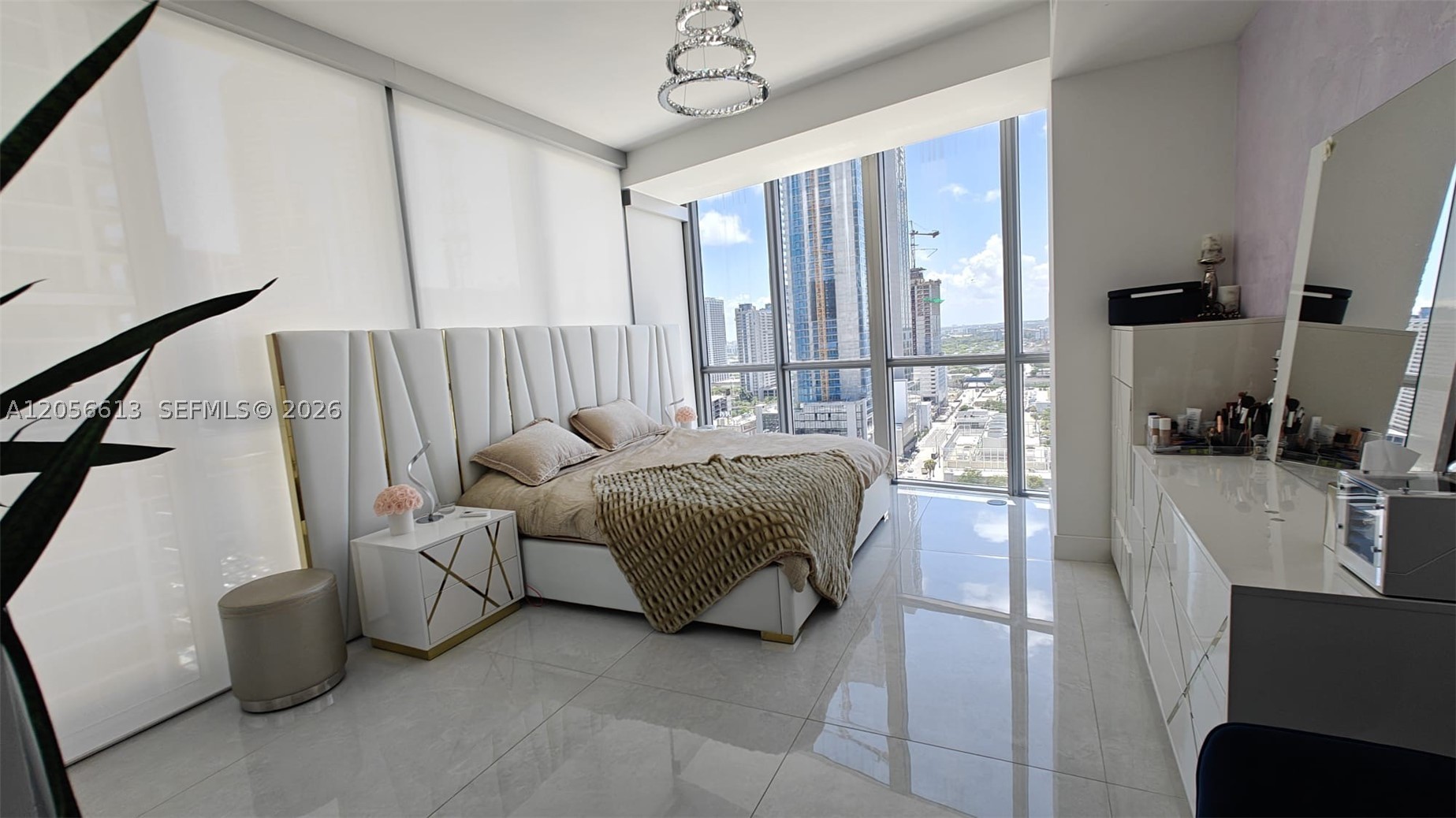 1100 Biscayne Blvd #2106, Miami FL 33132