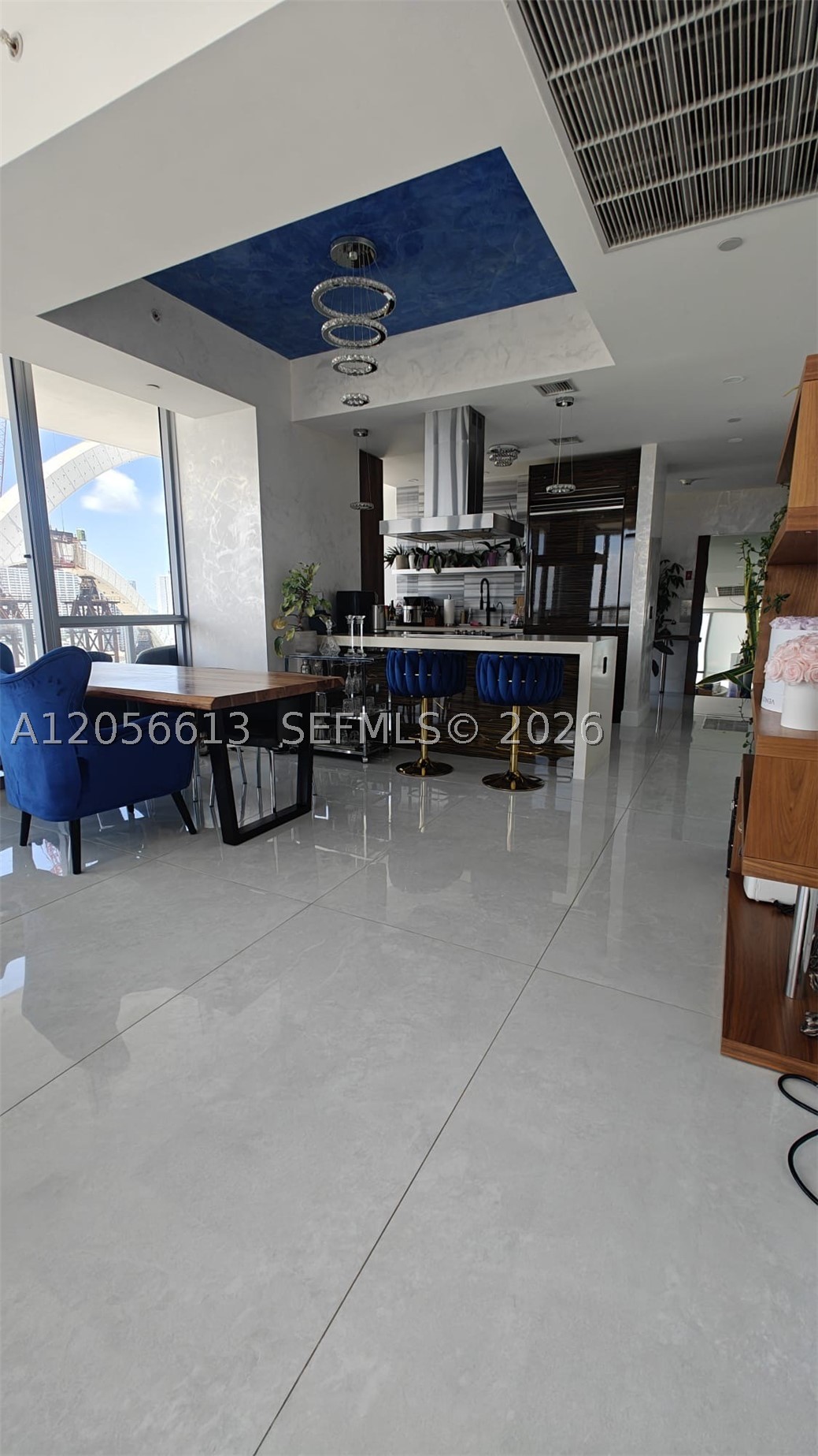 1100 Biscayne Blvd #2106, Miami FL 33132
