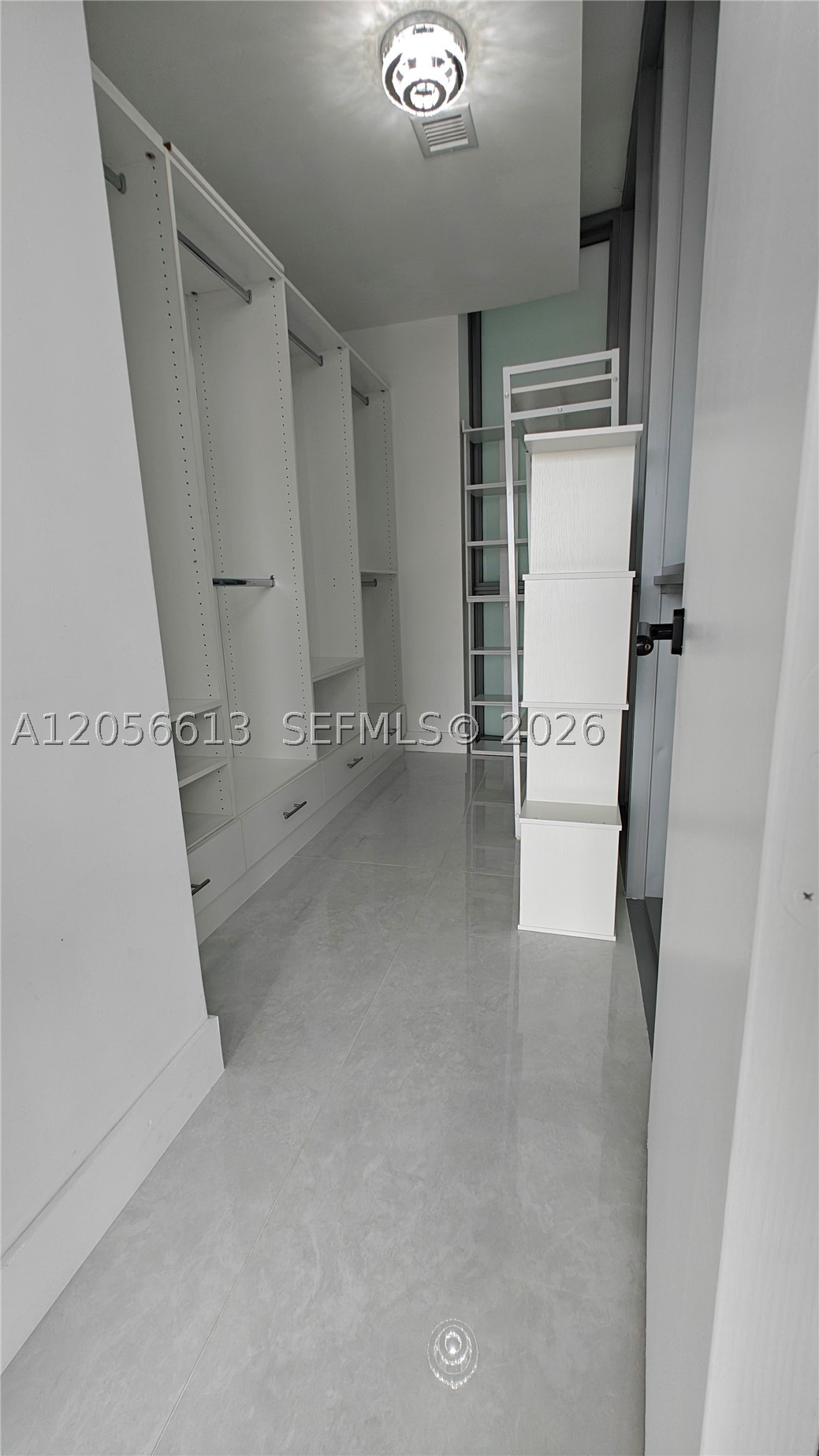 1100 Biscayne Blvd #2106, Miami FL 33132
