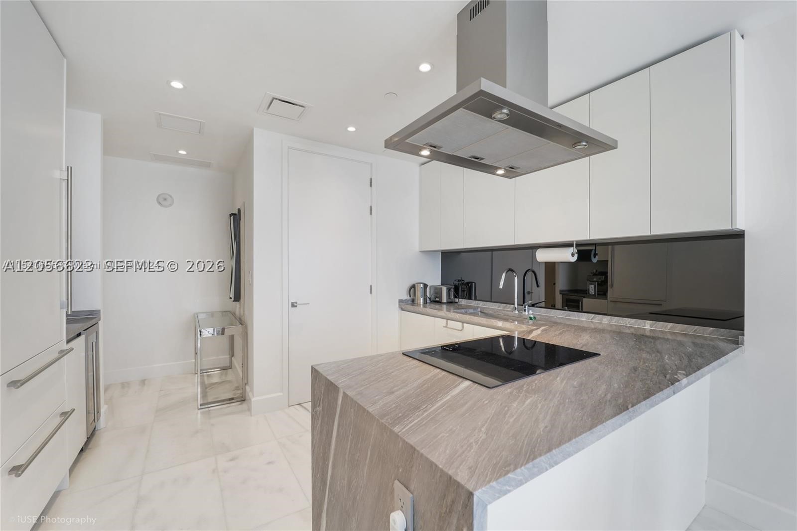 700 NE 26th Ter #3204, Miami FL 33137