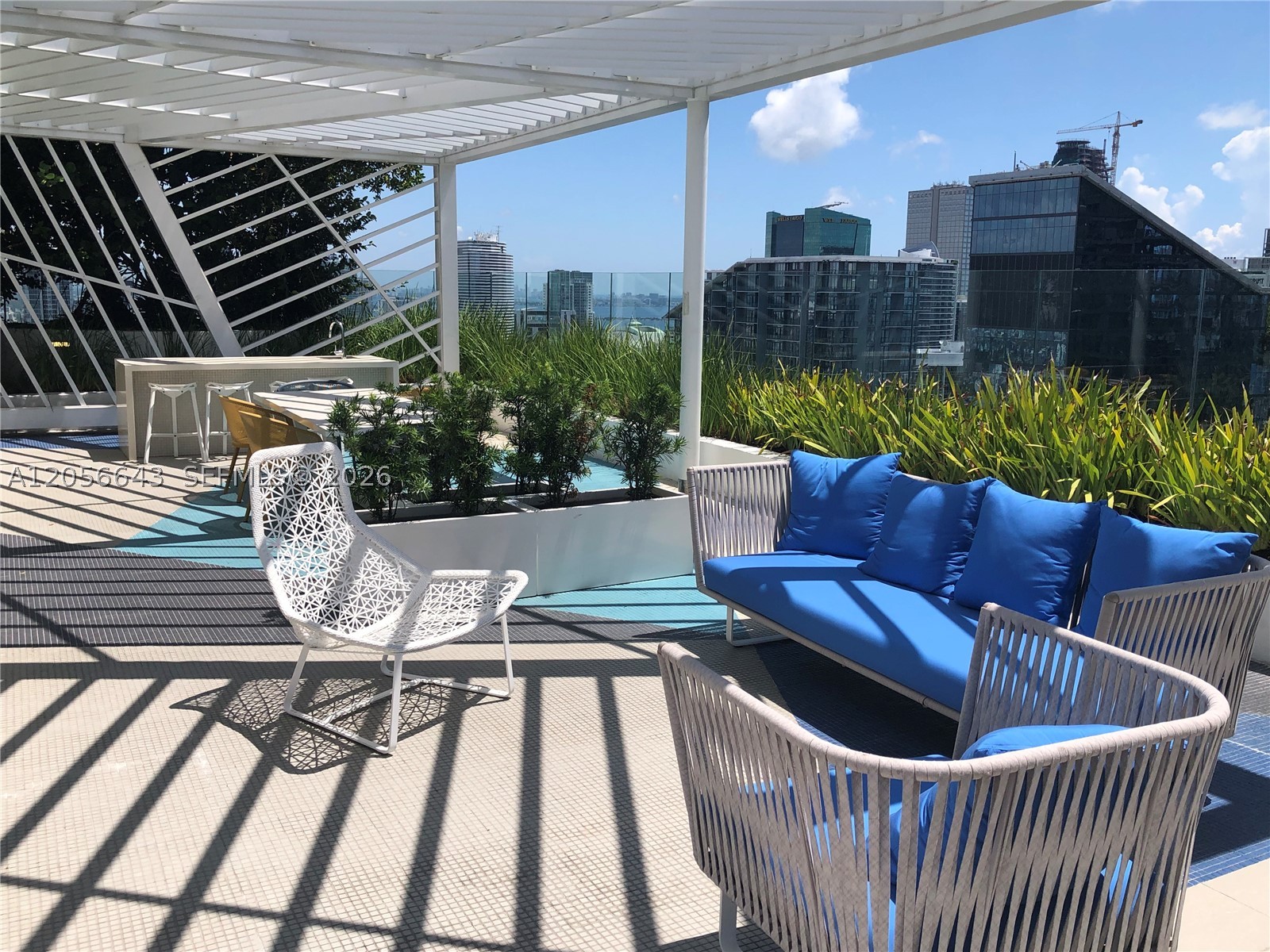 55 SW 9th St #1704, Miami FL 33130