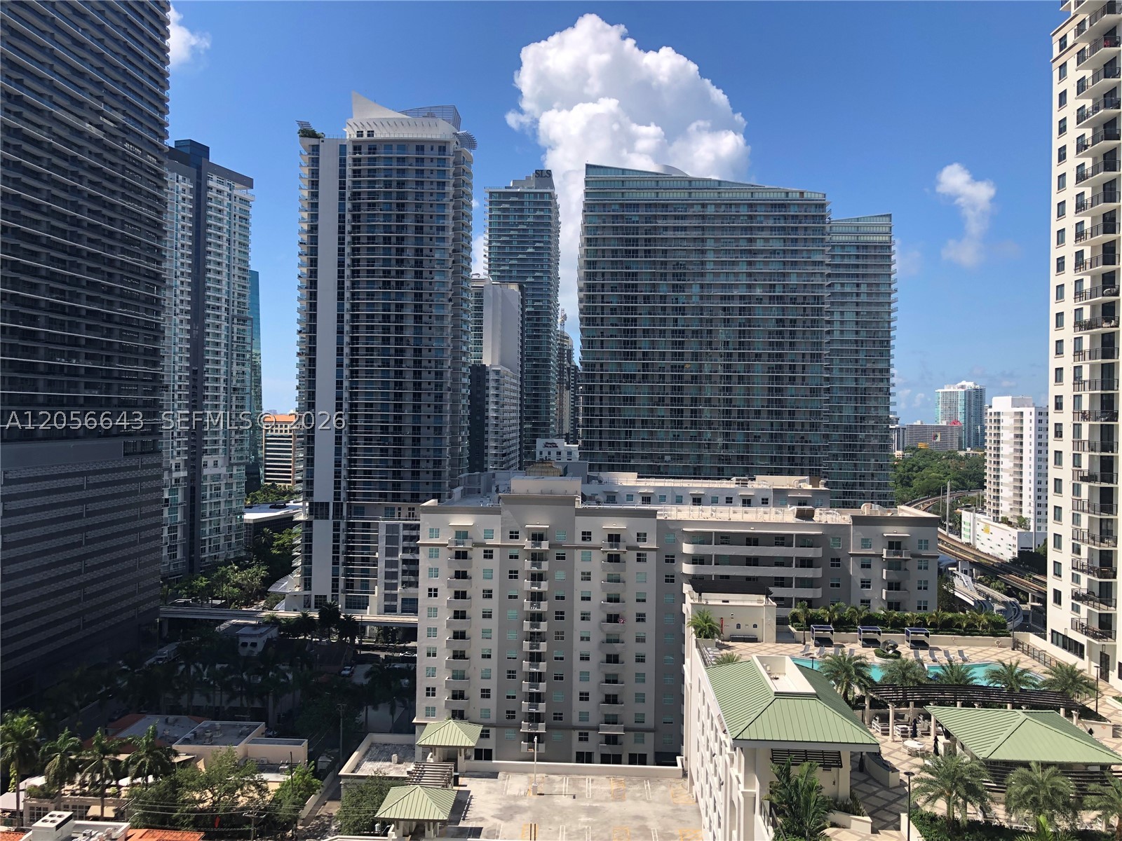 55 SW 9th St #1704, Miami FL 33130