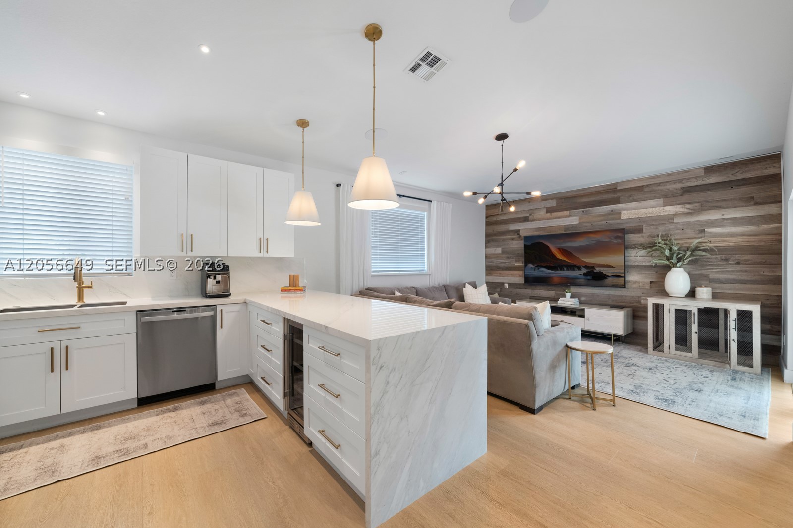 6351 SW 39th St, Miami FL 33155