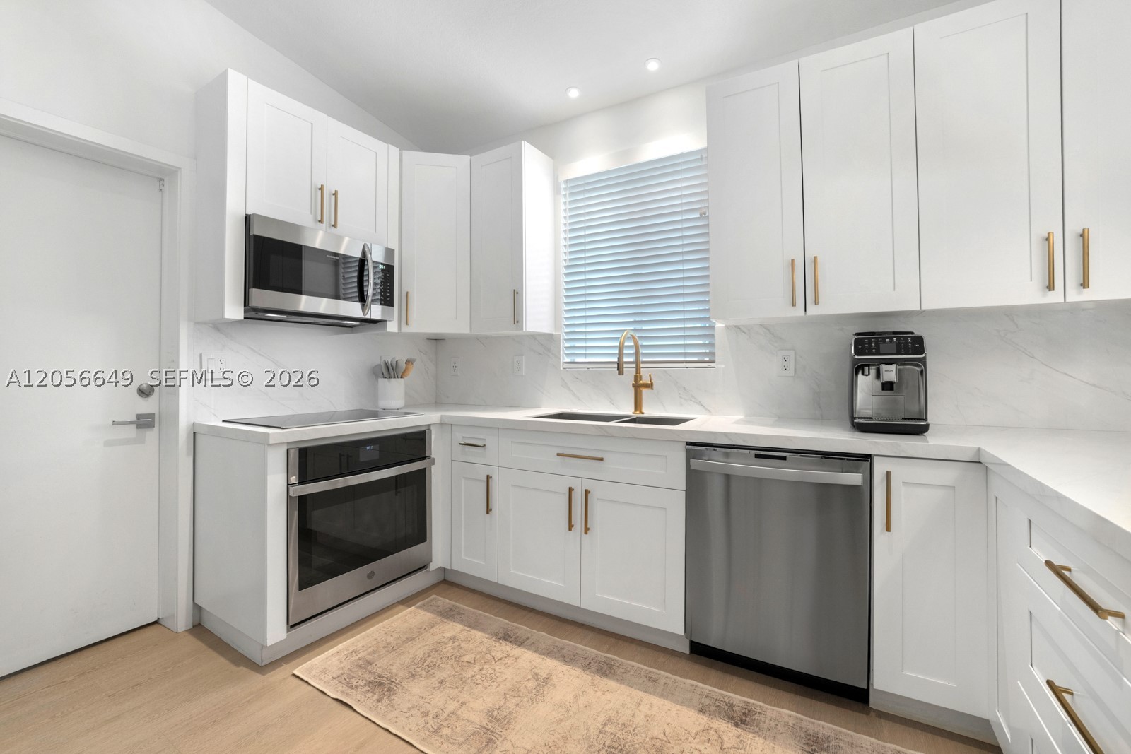 6351 SW 39th St, Miami FL 33155