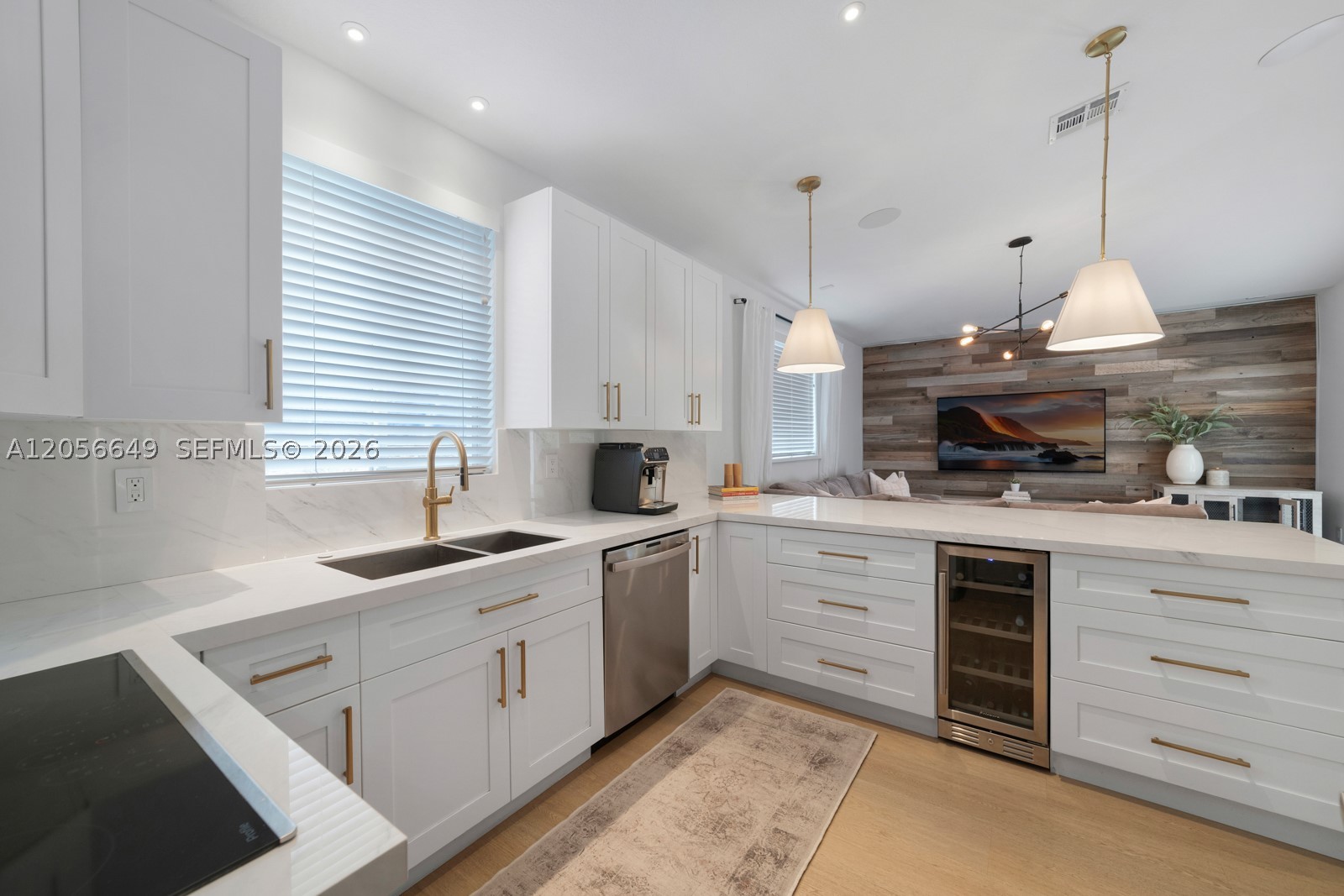 6351 SW 39th St, Miami FL 33155