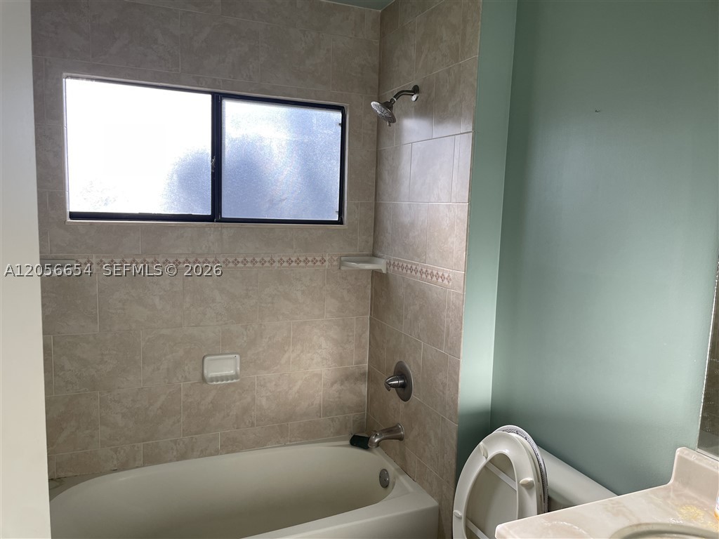 308 Bishop Rd, North Lauderdale FL 33068