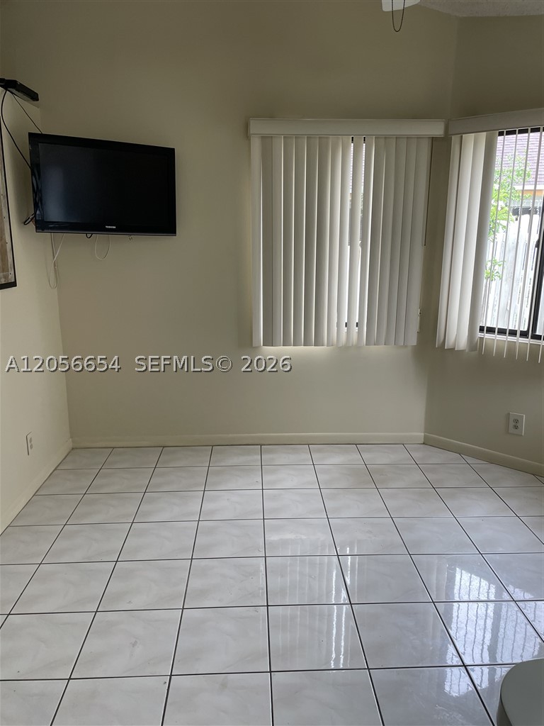 308 Bishop Rd, North Lauderdale FL 33068