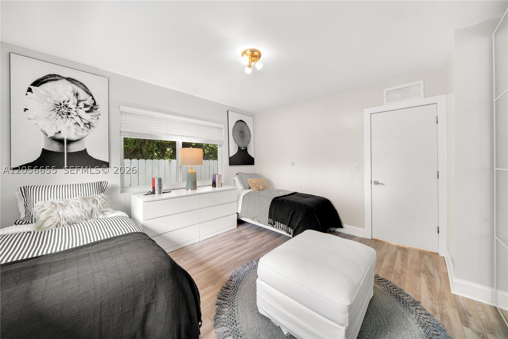 736 W 51 st #736, Miami Beach FL 33140