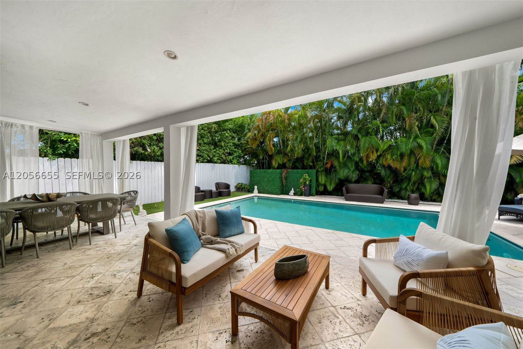 736 W 51 st #736, Miami Beach FL 33140