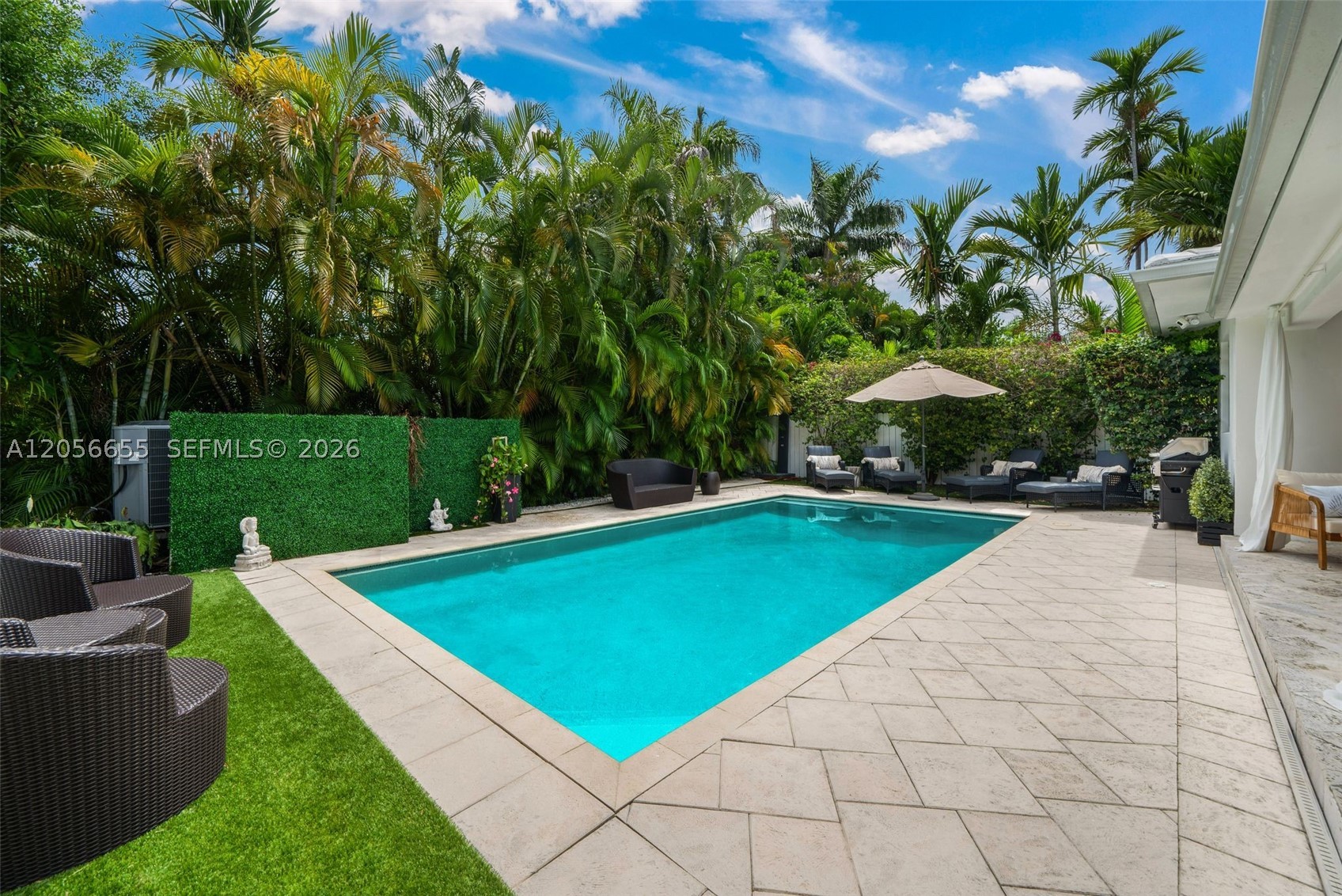 736 W 51 st #736, Miami Beach FL 33140