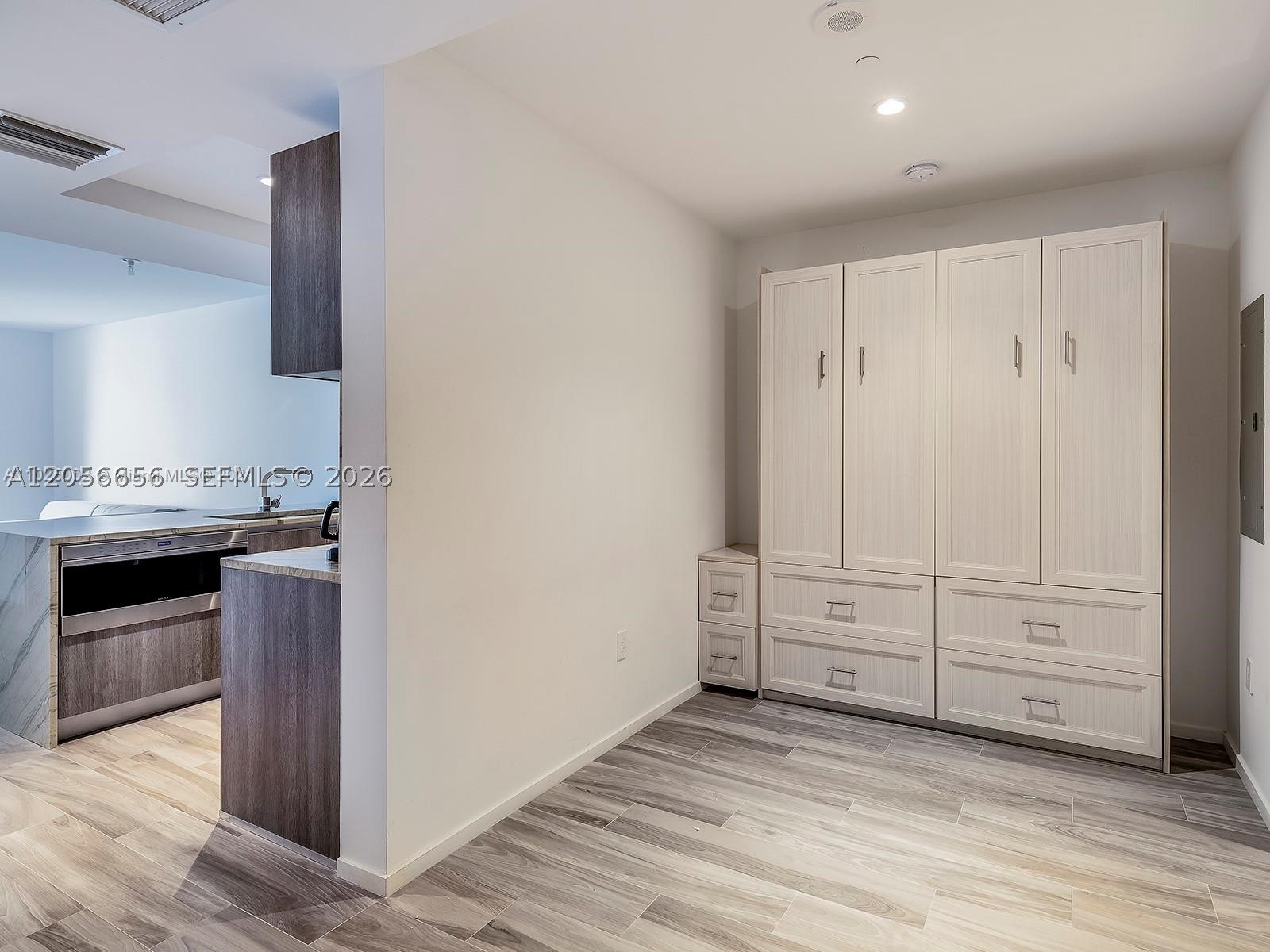 801 S Miami Ave #2706, Miami FL 33130