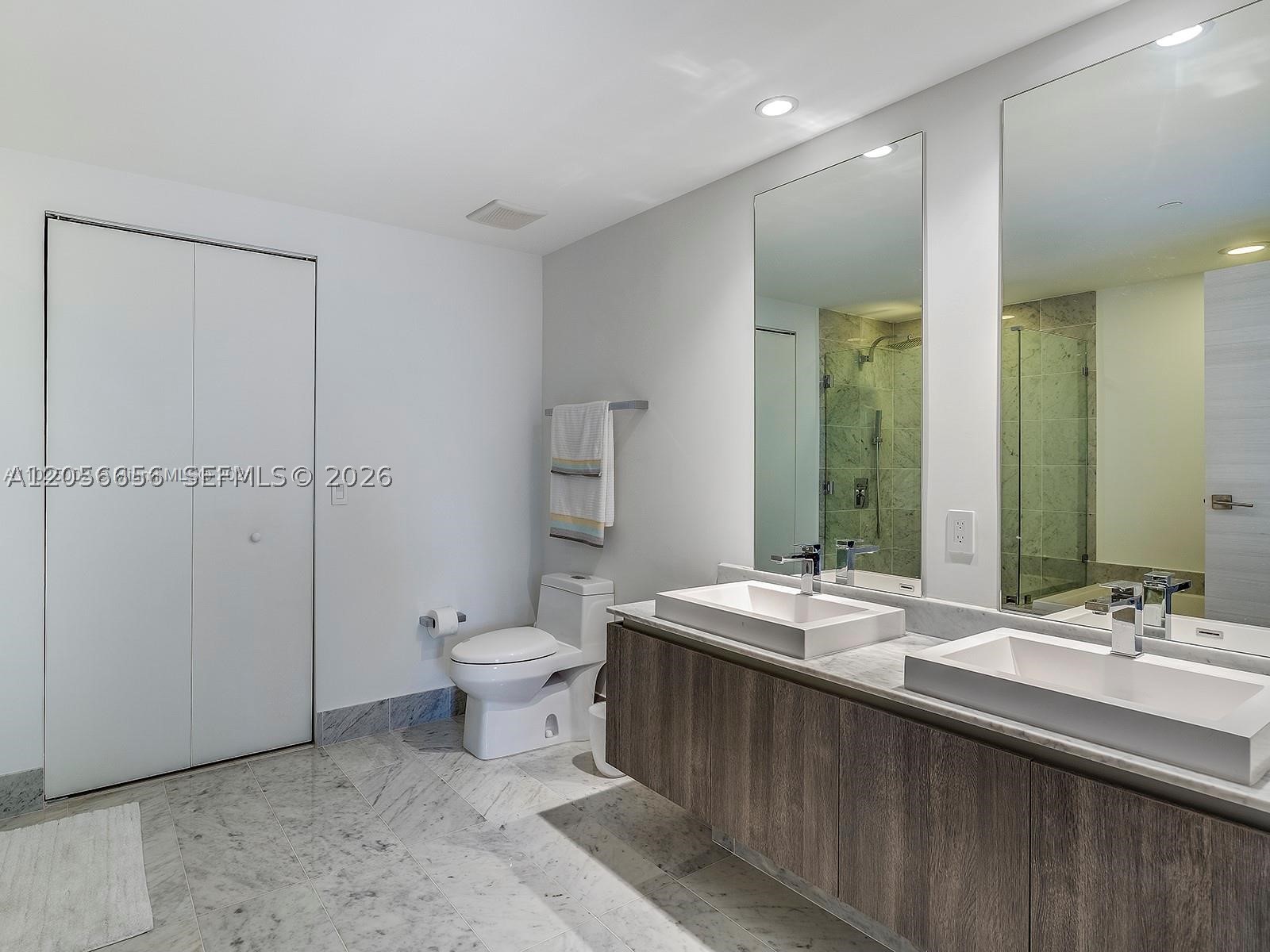 801 S Miami Ave #2706, Miami FL 33130