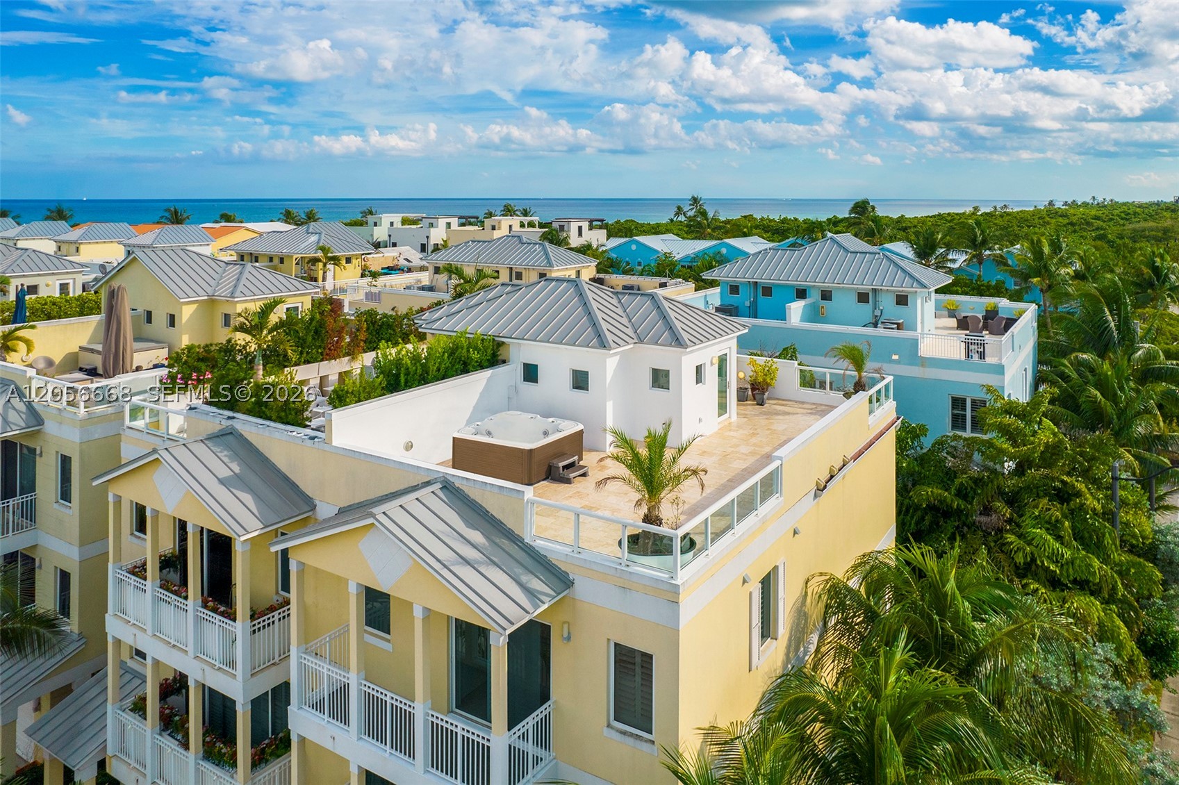 348 Elm St #B-10, Hollywood FL 33019