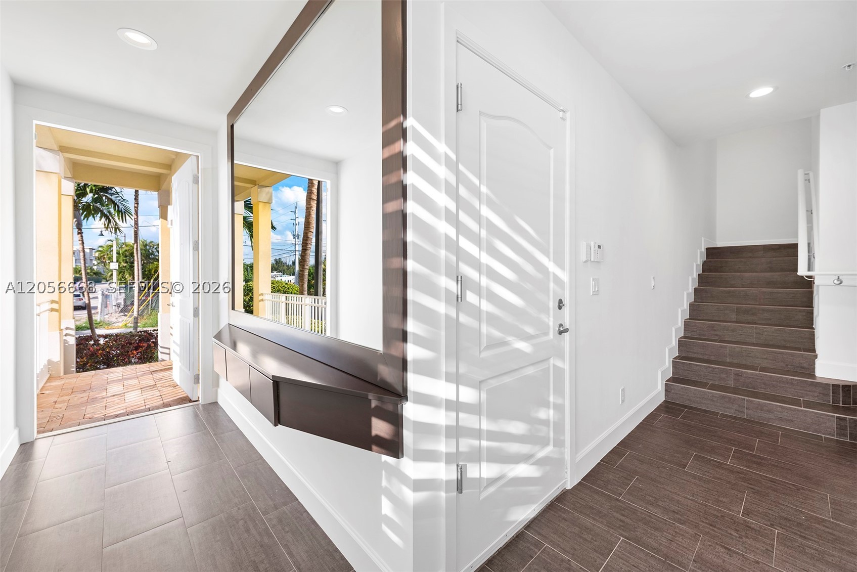 348 Elm St #B-10, Hollywood FL 33019