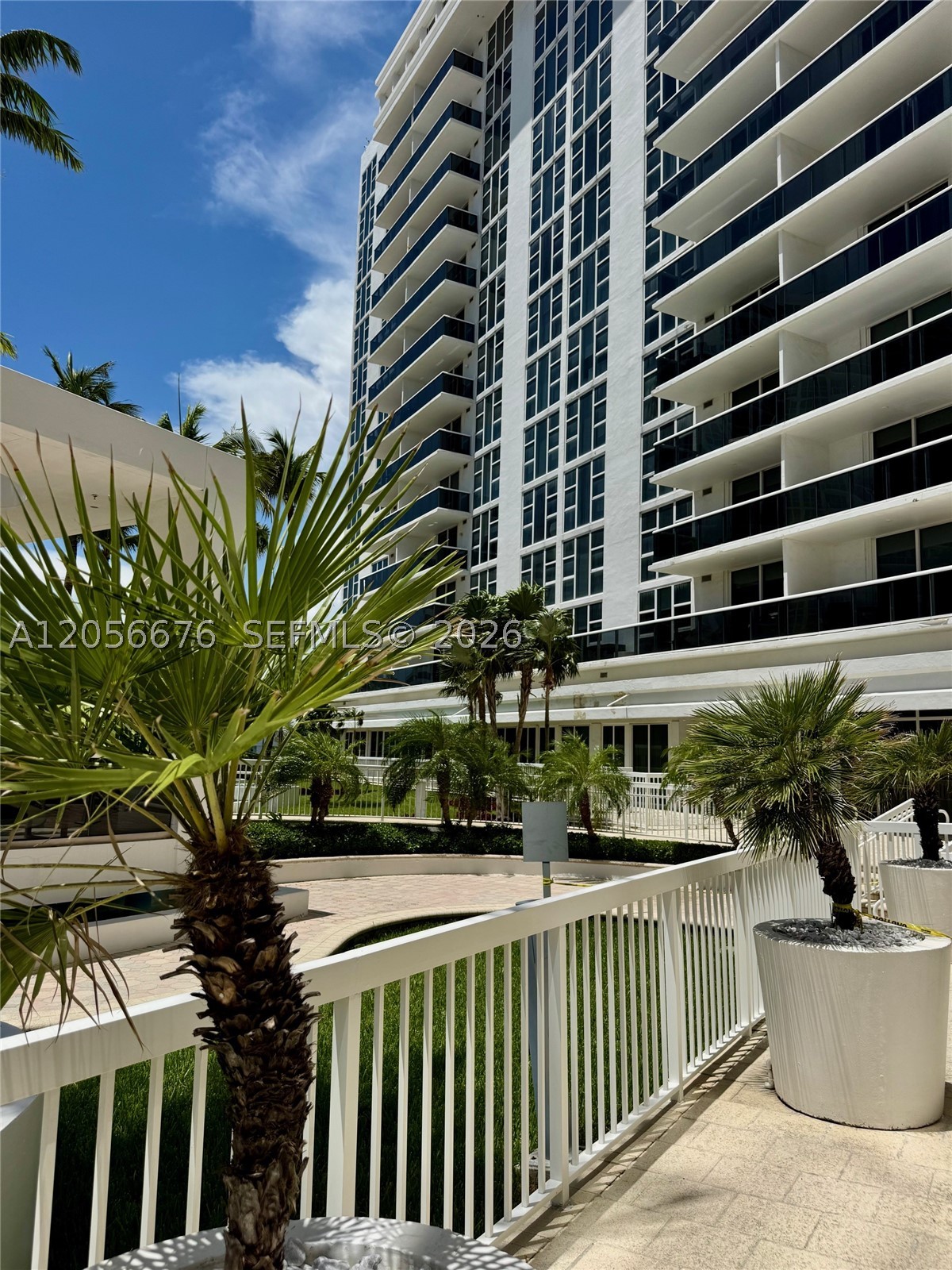 10275 Collins Ave #316, Bal Harbour FL 33154