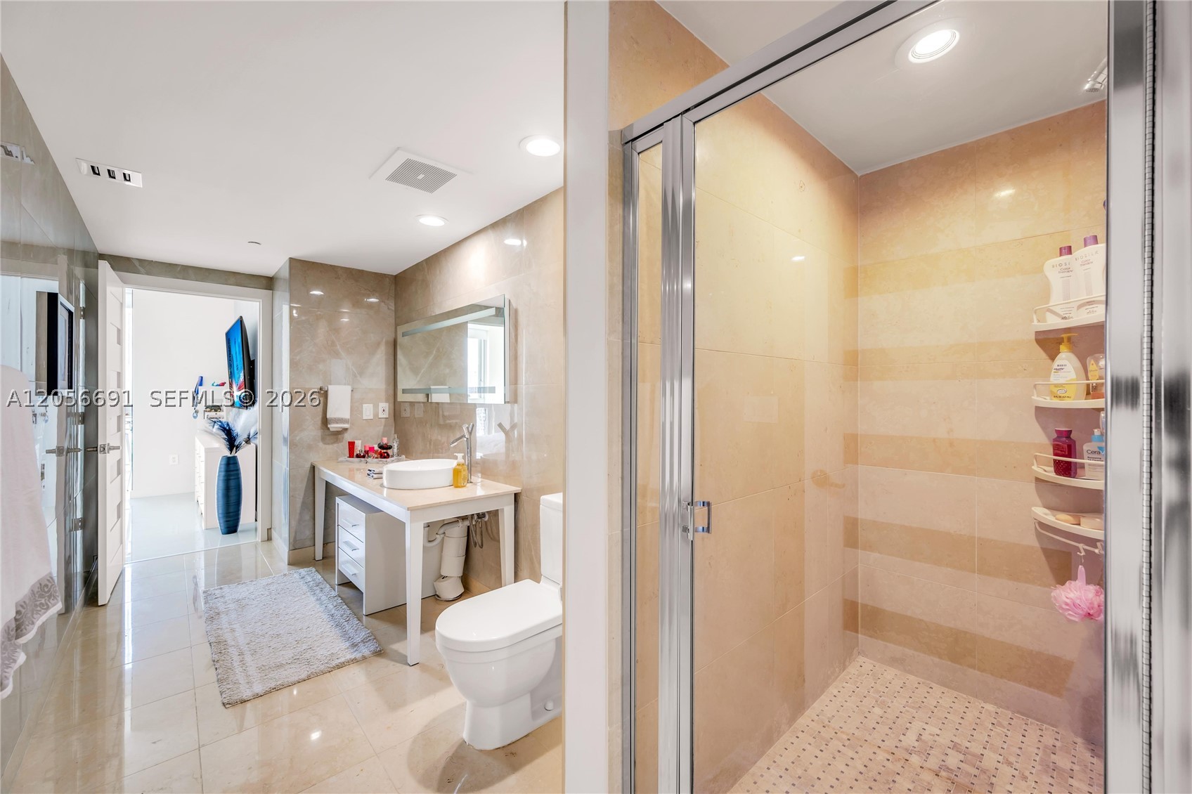 495 Brickell Ave #3702, Miami FL 33131