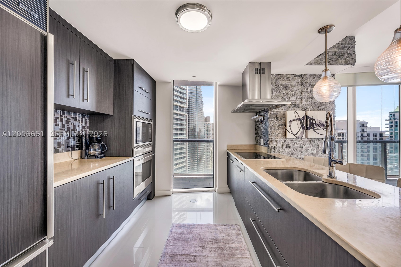495 Brickell Ave #3702, Miami FL 33131