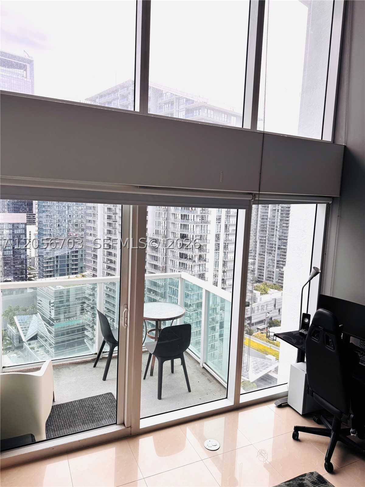 41 SE 5th #2204, Miami FL 33131