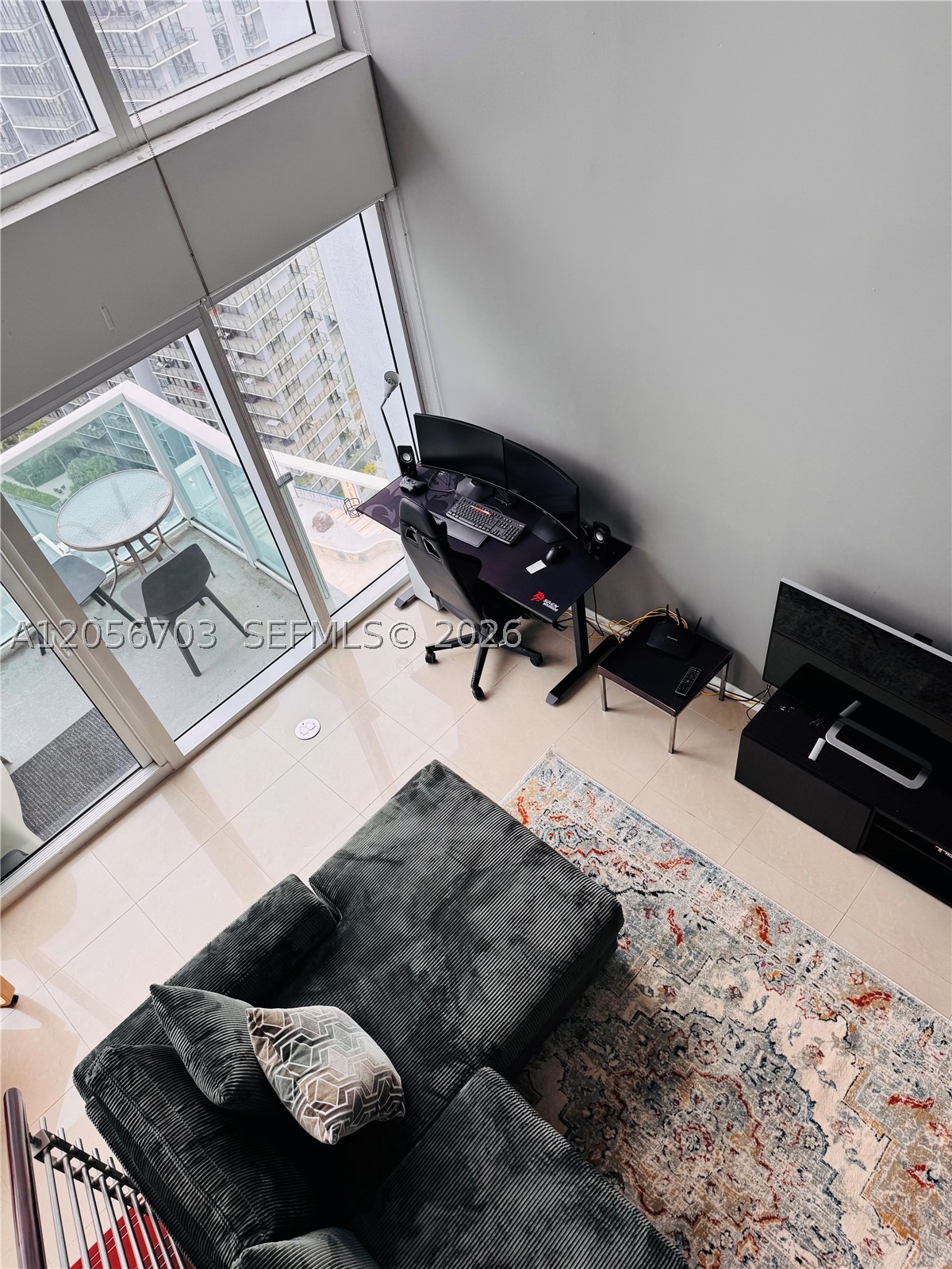 41 SE 5th #2204, Miami FL 33131