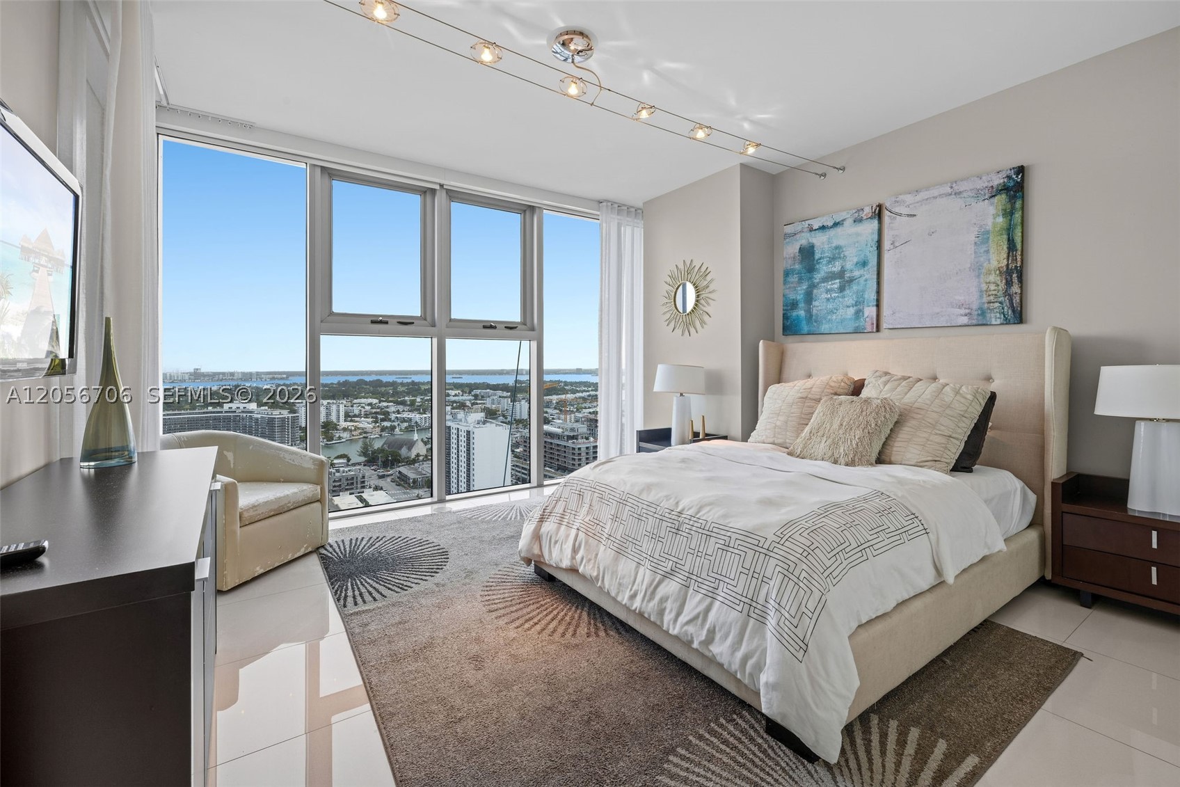 6899 Collins Ave #2708, Miami Beach FL 33141